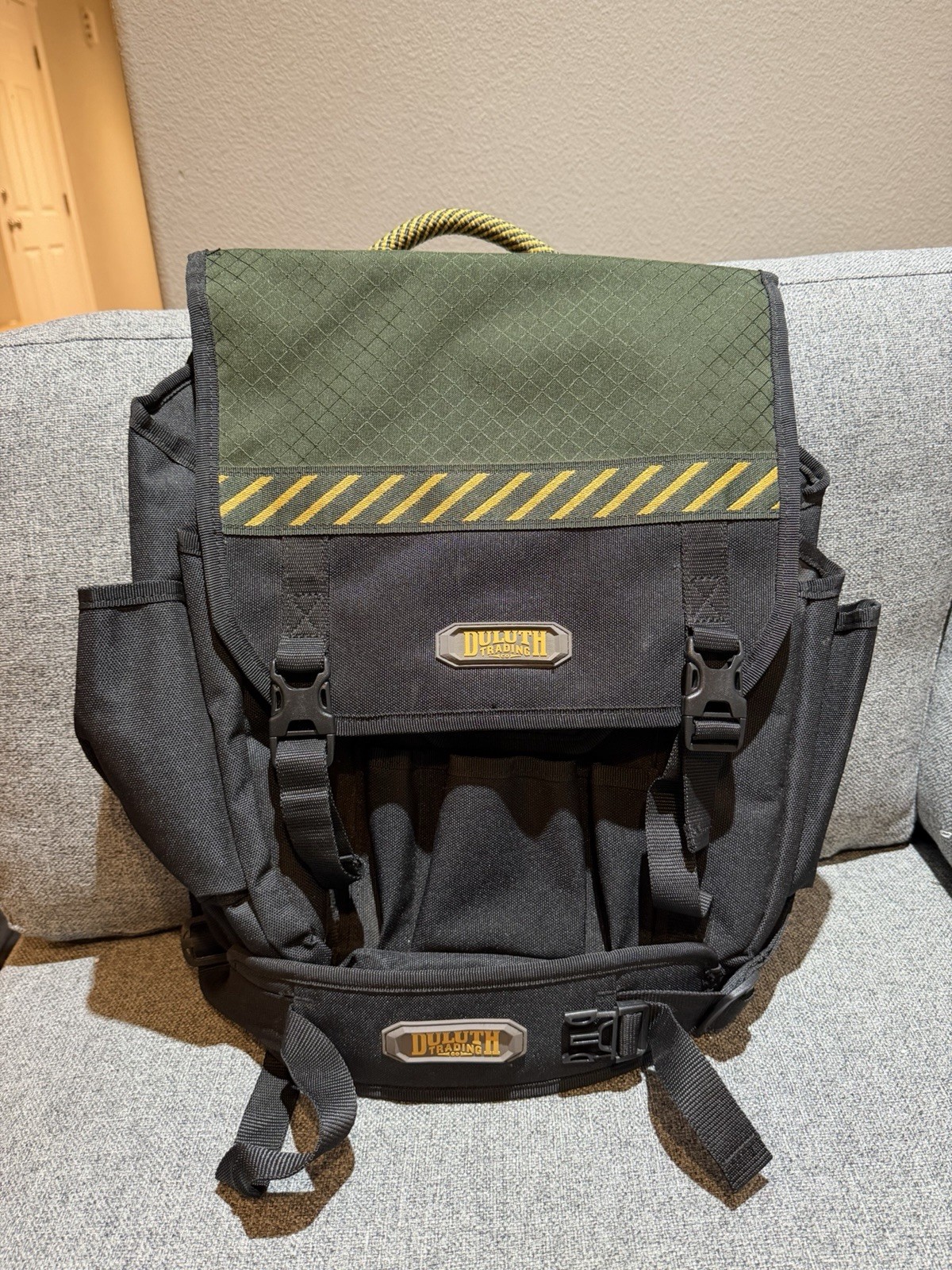 Duluth Trading Company Heavy Duty Multi Purpose Pack Pocket Travel Bag Camping