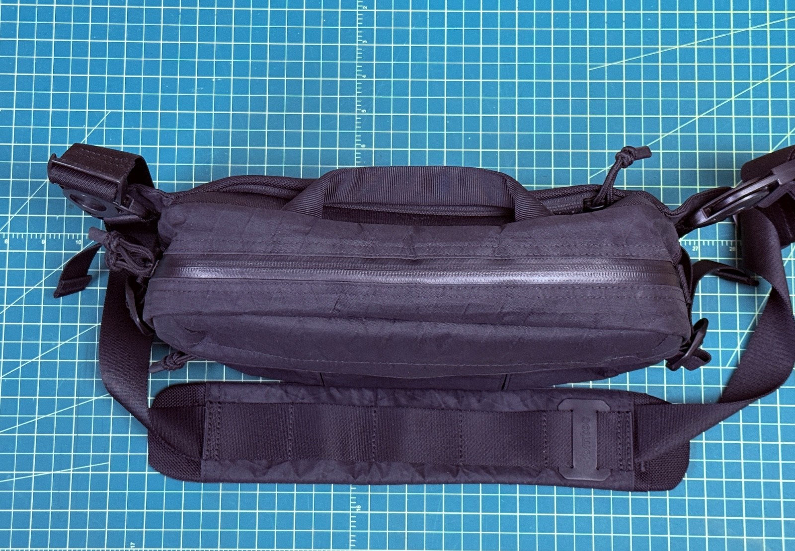 Tomtoc Wander-T26 X-Pac Daily EDC 5.5L Sling Bag. Compatible with Steam Deck.