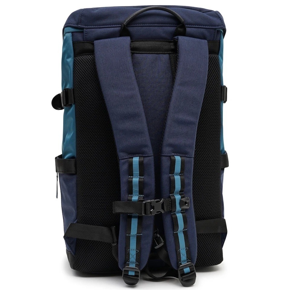 Oakley Utility Organizing Backpack School Hiking Navy Blue Day Pack Metal Buckle