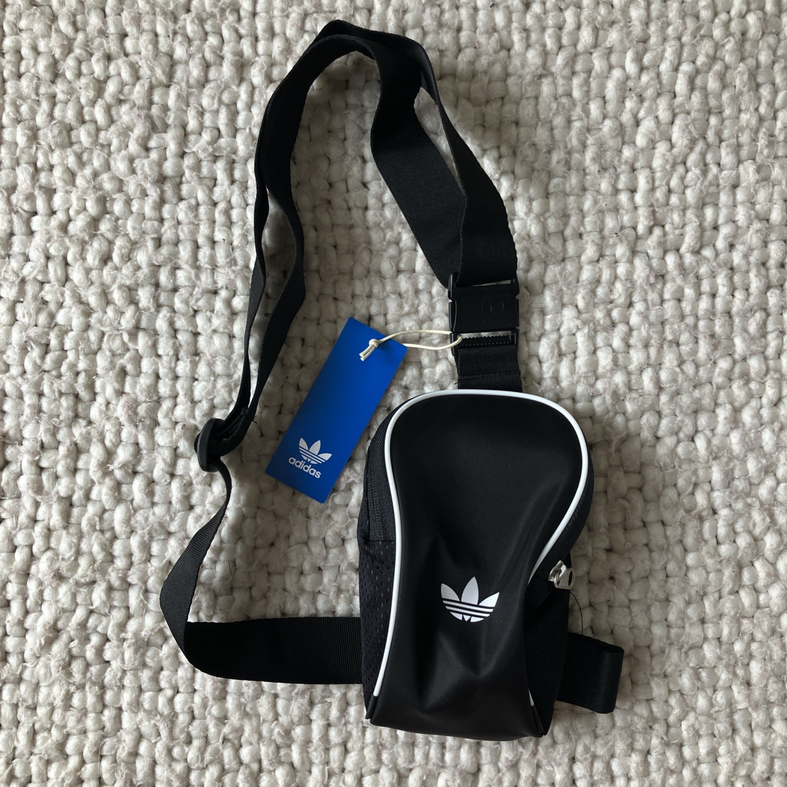 NEW Adidas Adicolor Sling Bag Compact Crossbody Bag Adjustable Strap MSRP $30