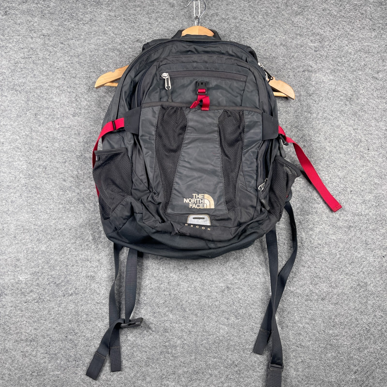 The North Face Recon Backpack Padded Hiking Travel School Laptop Grey