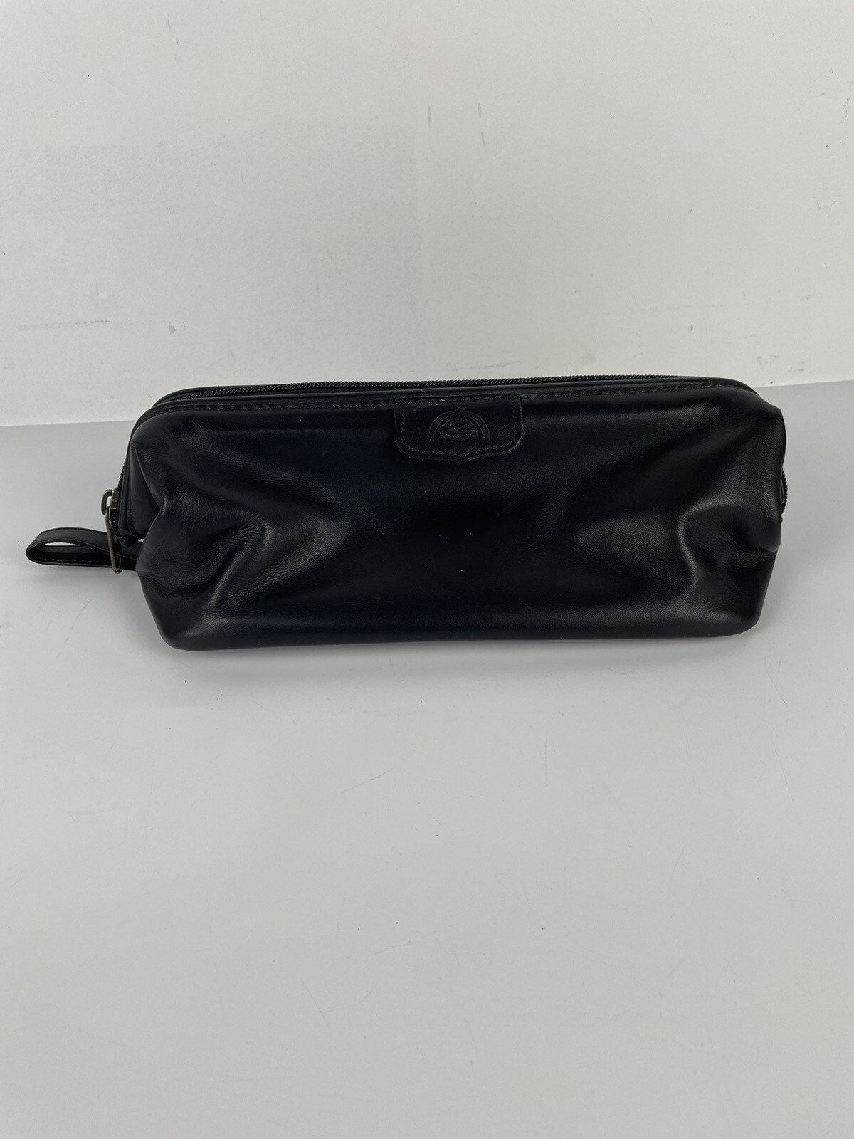 Genuine Dopp Travel Bag Satin Cowhide Black On the Go
