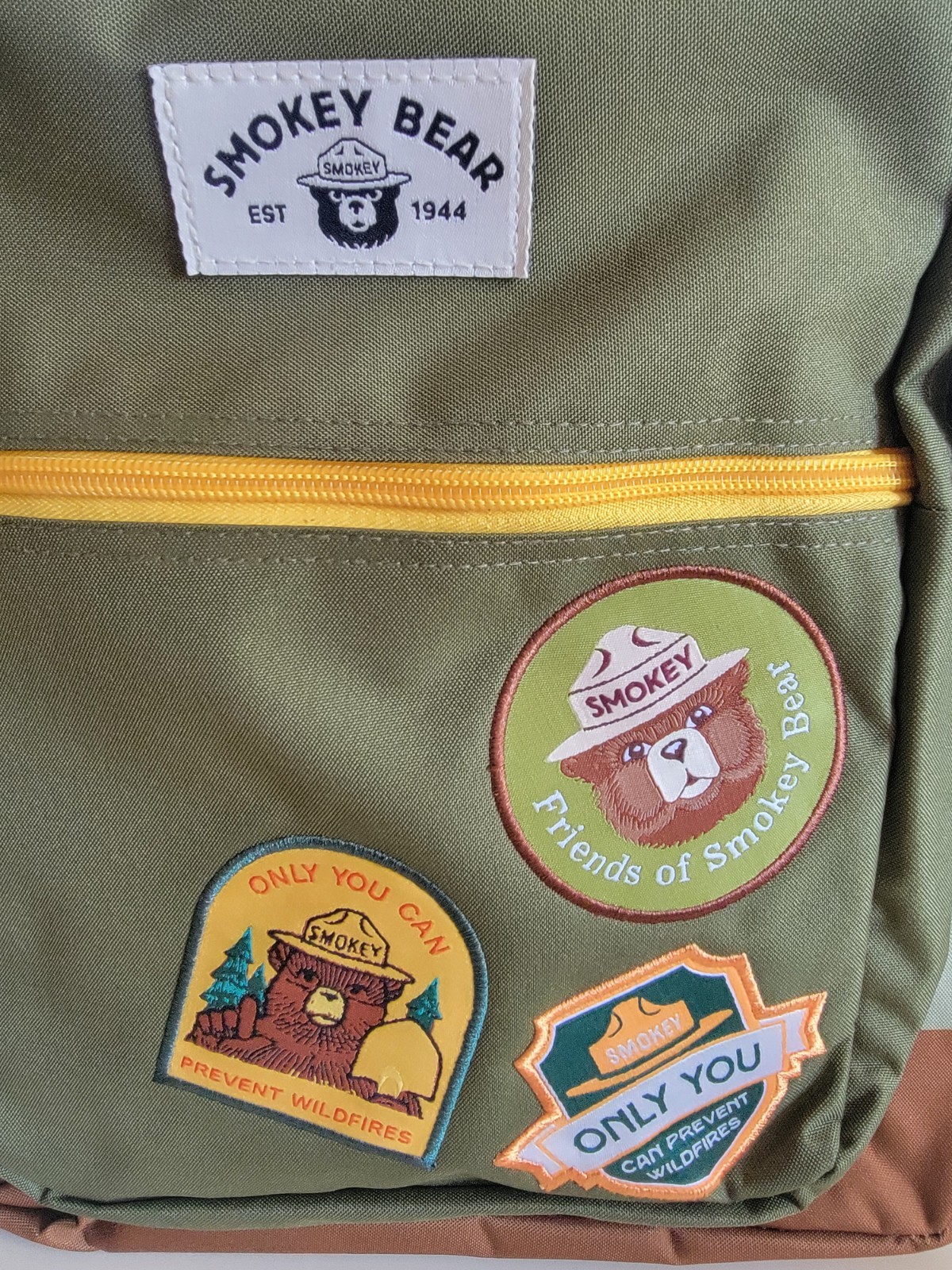 Mad Engine Smokey Bear Patch Backpack 3 Main Compartments Light Green Adult NWT
