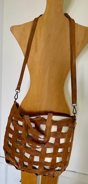 NEW! LATICO LEATHERS PALOMA TOTE/CROSSBODY w/ Removable Lining ~ Unisex Design