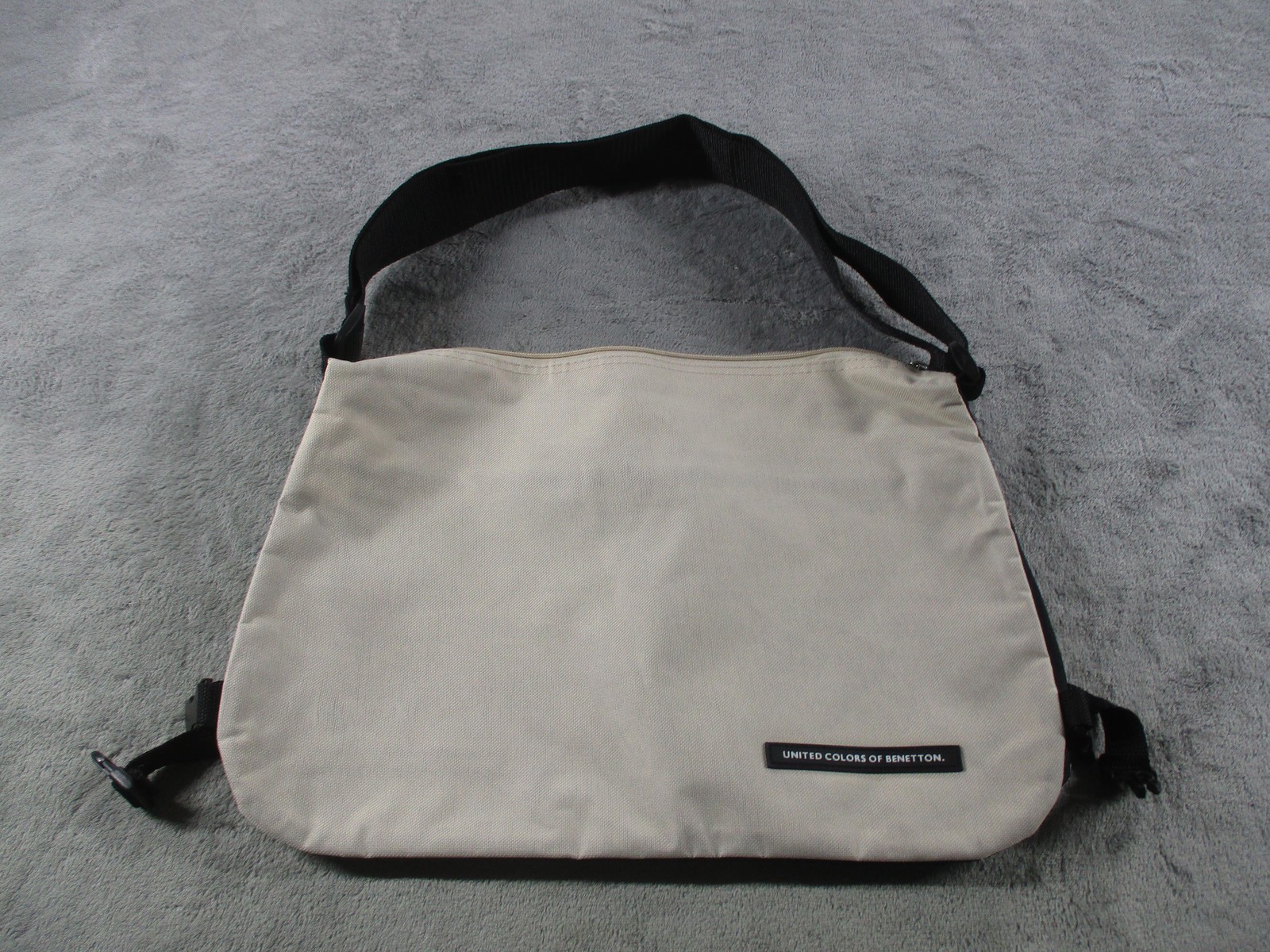 United Colors Of Benetton Messenger Bag Beige Black Crossbody Shoulder Unisex