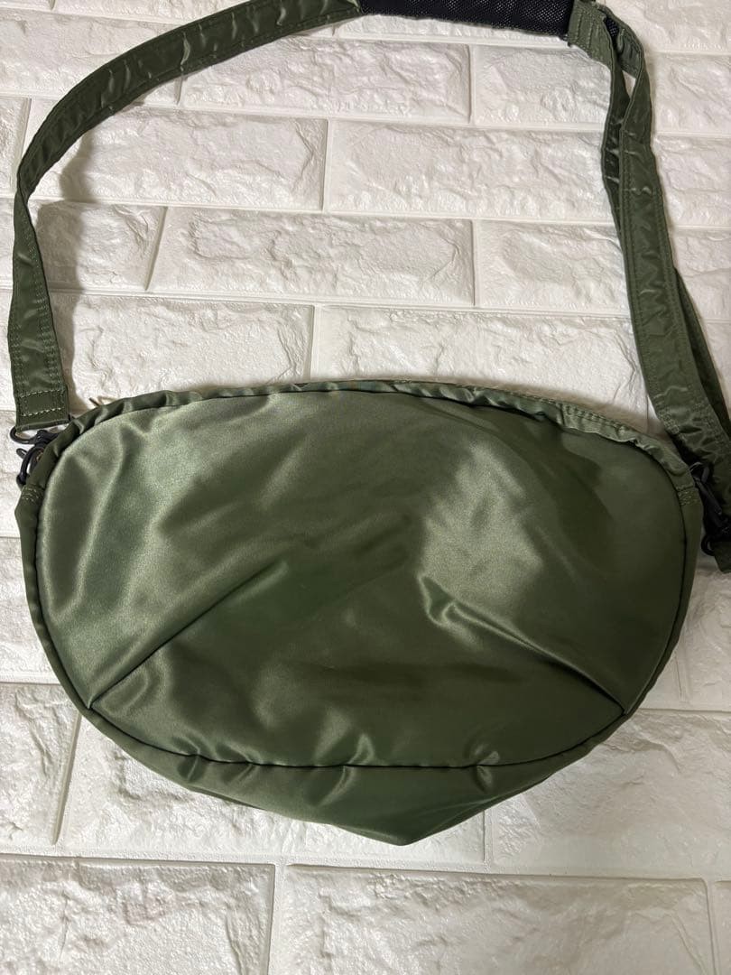 Authentic Porter Yoshida Kaban Oval Shoulder Bag Nylon Green 32cm Large Capacity