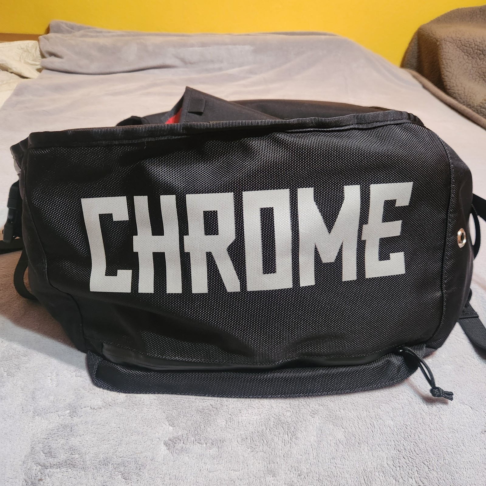 Chrome Industries Warsaw Backpack Large Black Nylon Red Interior Waterproof Bike