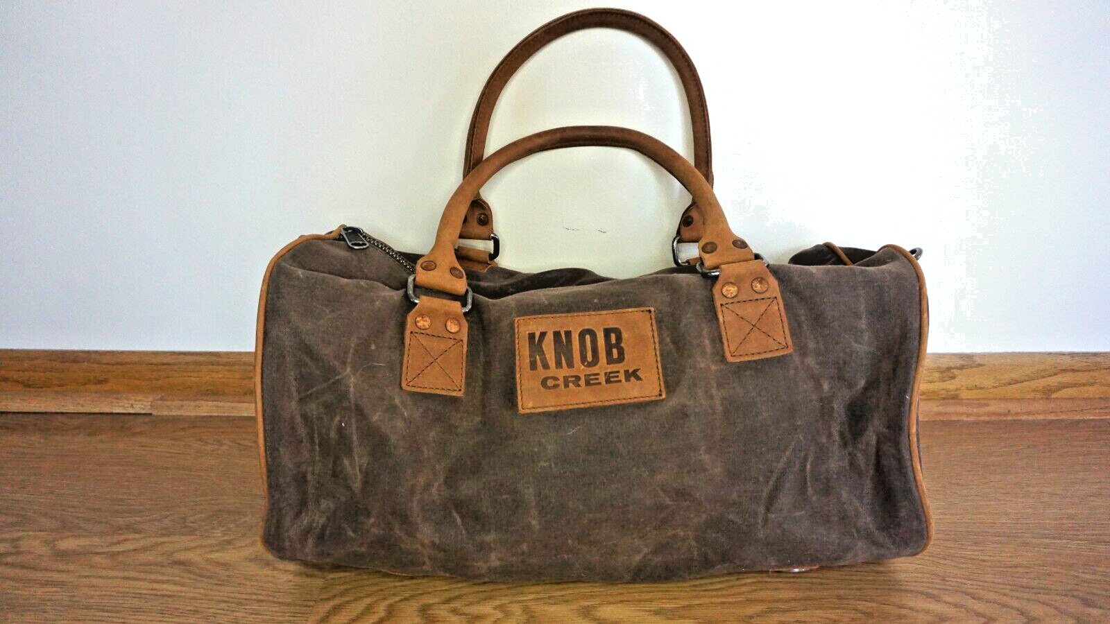 BUFFALO JACKSON TRADING CO. DRY GOODS DUFFLE BAG “KNOB CREEK” NEW