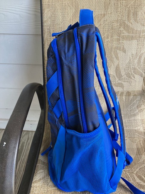 New with Tag Under Armour Hustle 3.0 Blue BlackWater Resistant Backpack