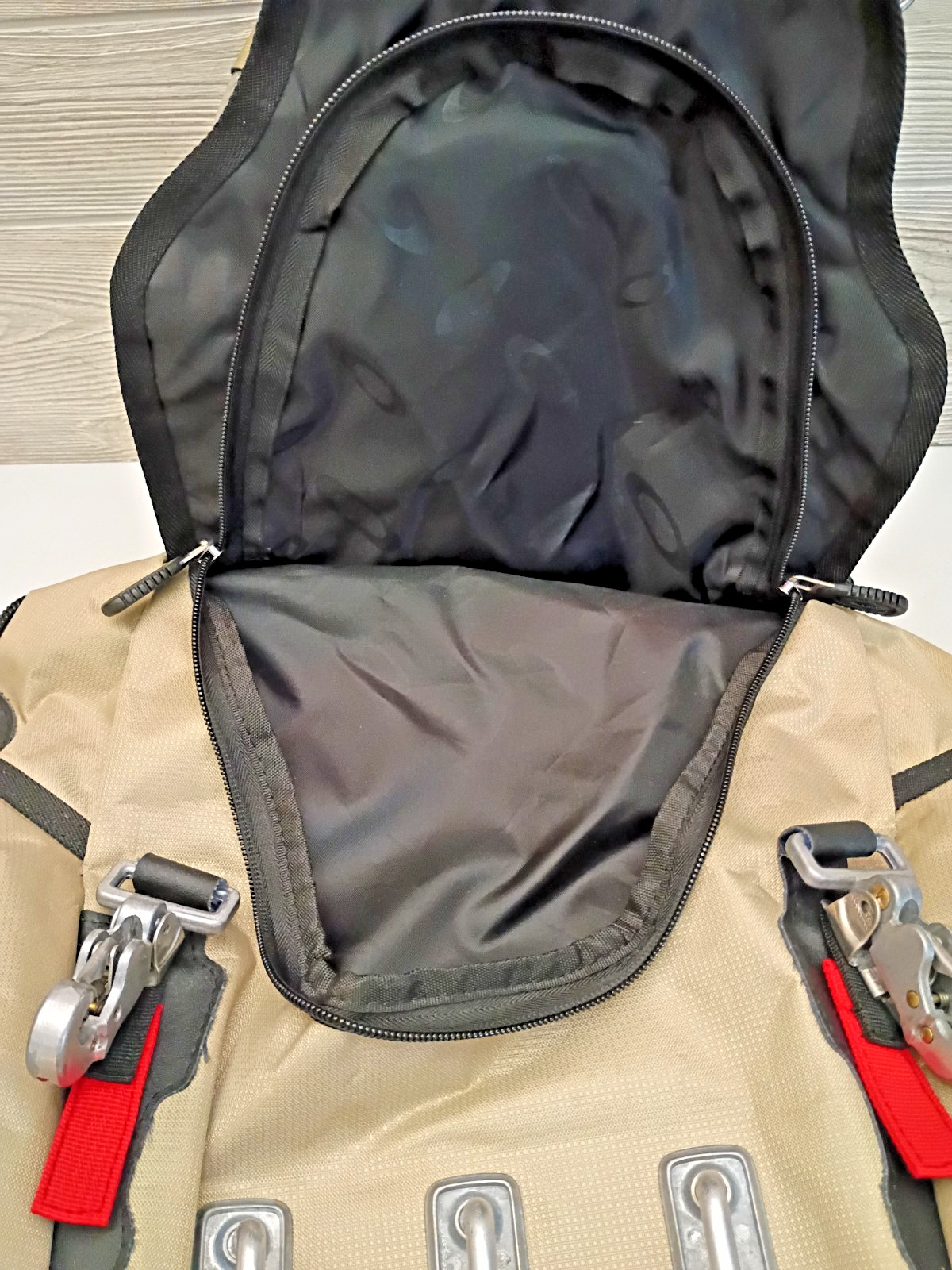 OAKLEY Tactical Backpack Factory Pilot 20-S1242-B Tan