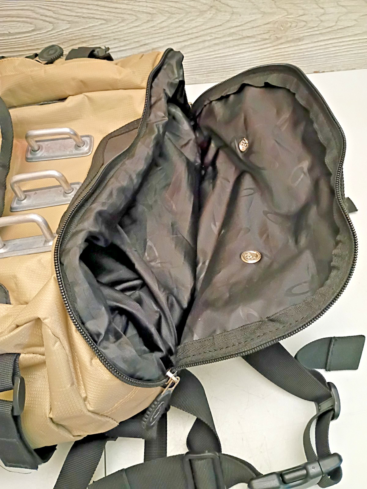 OAKLEY Tactical Backpack Factory Pilot 20-S1242-B Tan