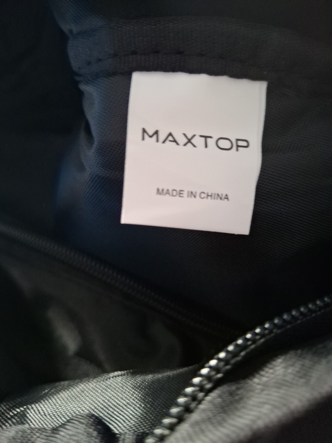 MAXTOP Fanny Pack Unisex Multiple Compartments 4 Pockets Black
