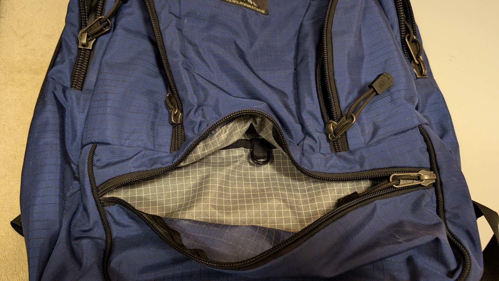 TOM BIHN – Synapse 25 – Nordic / Northwest Sky – Used