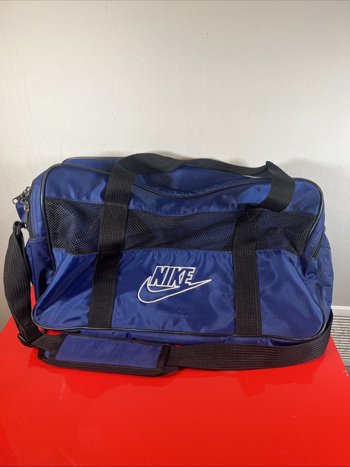 Vintage 90’s Nike Duffle Vacation Bag 2-Compartment White Tag Taiwan Made