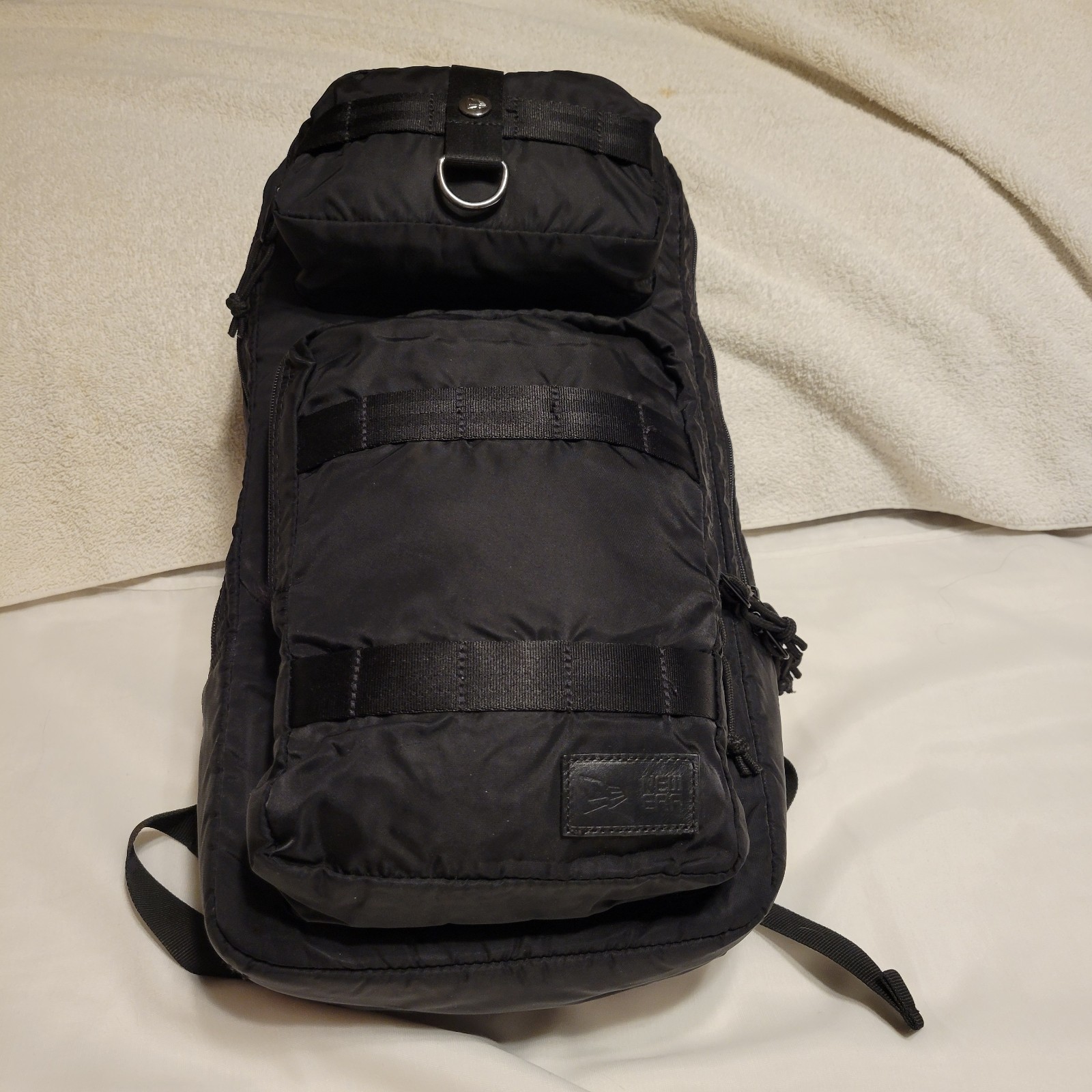 NEW ERA Commuter Small Rucksack Travel Black / Orange Backpack RARE