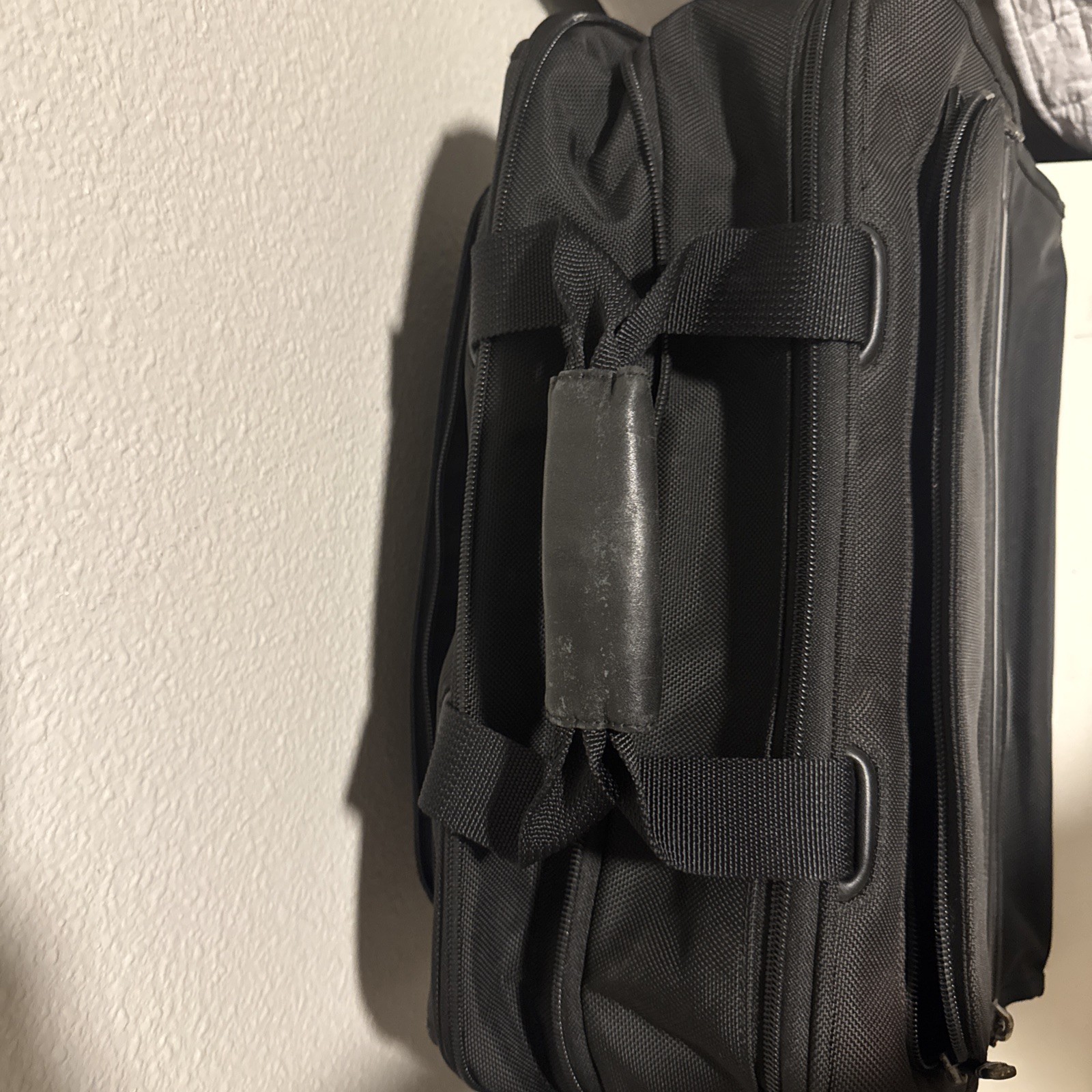 Tumi Alpha Ballistic Nylon 18″ Boarding Tote Bag CarryOn Laptop Black -Free Ship