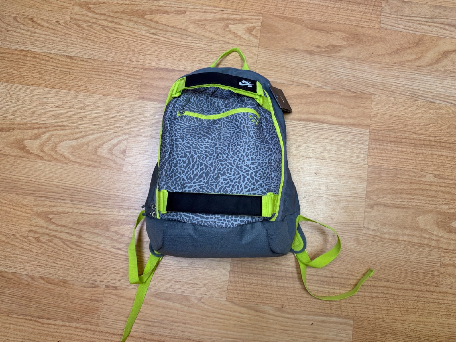 Nike SB Skateboarding Pack Book bag Elephant Print Dunk Sportswear Travel Pack