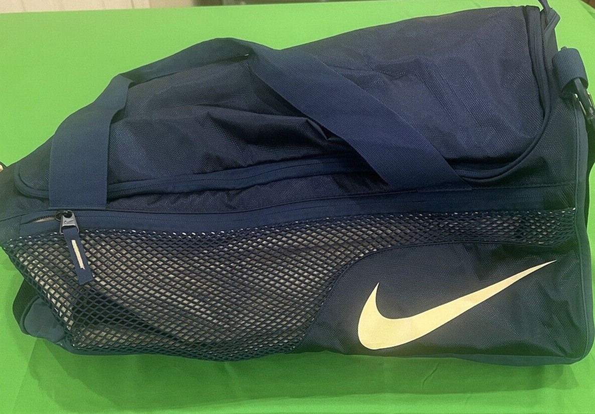 NIKE VAPOR MAX AIR PITTSBURGH PANTHERS DUFFLE BAG BLUE NWOT