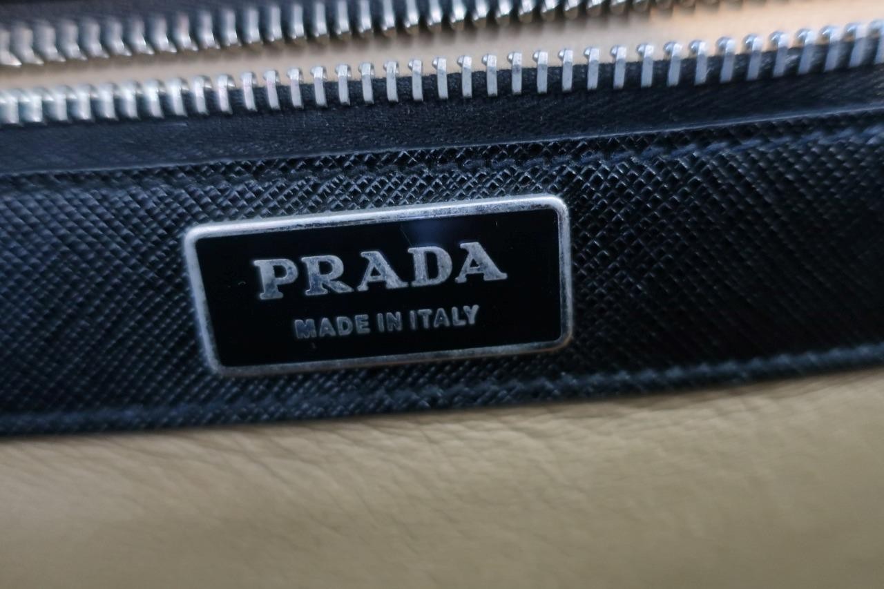 Authentic Mens Prada Saffiano Grained Leather Black Key Lock Cartella Briefcase