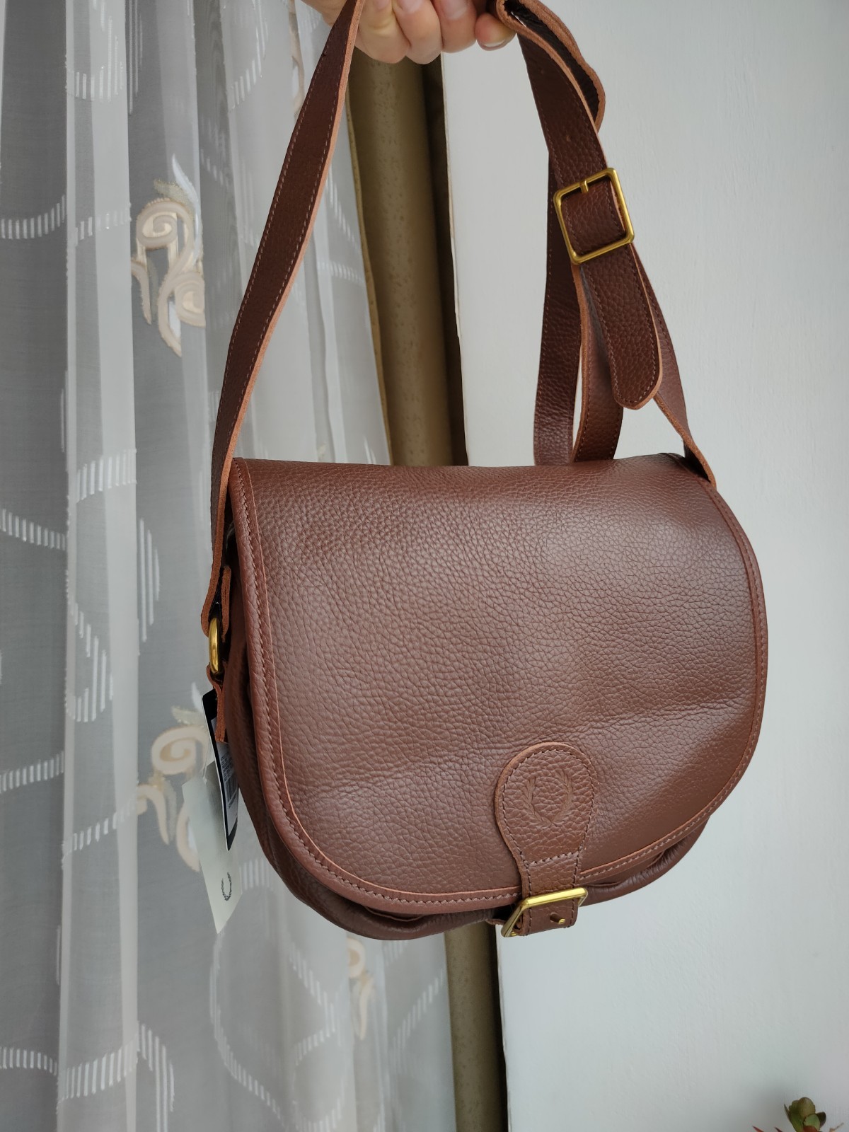 Fred Perry Bag Leather Cartridge Messenger Crossbody Chocolate Brown Laurel NWT