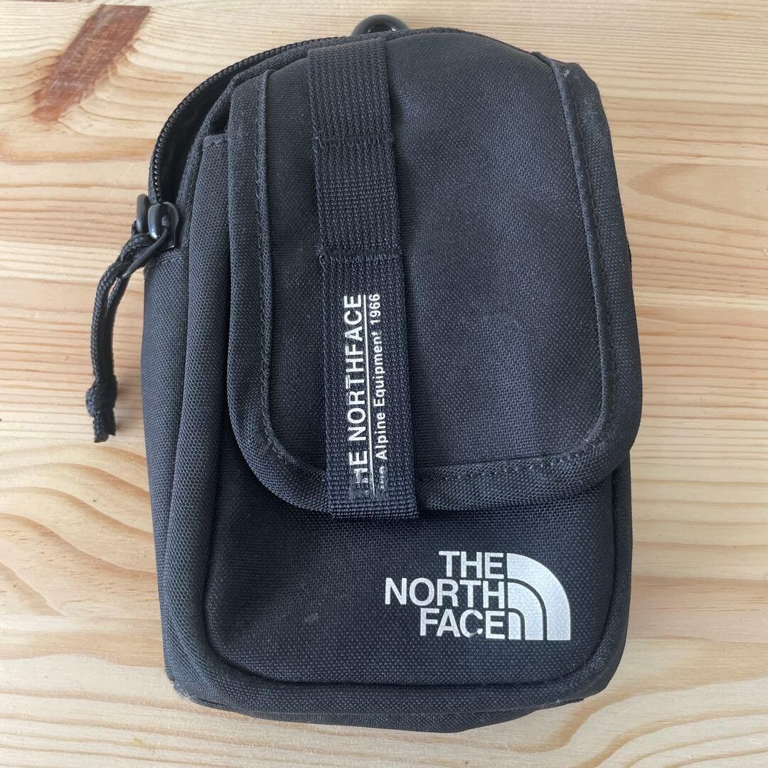 The North Face Black Cordura Pouch Carabiner Zipper Hook Loop Flap Auth