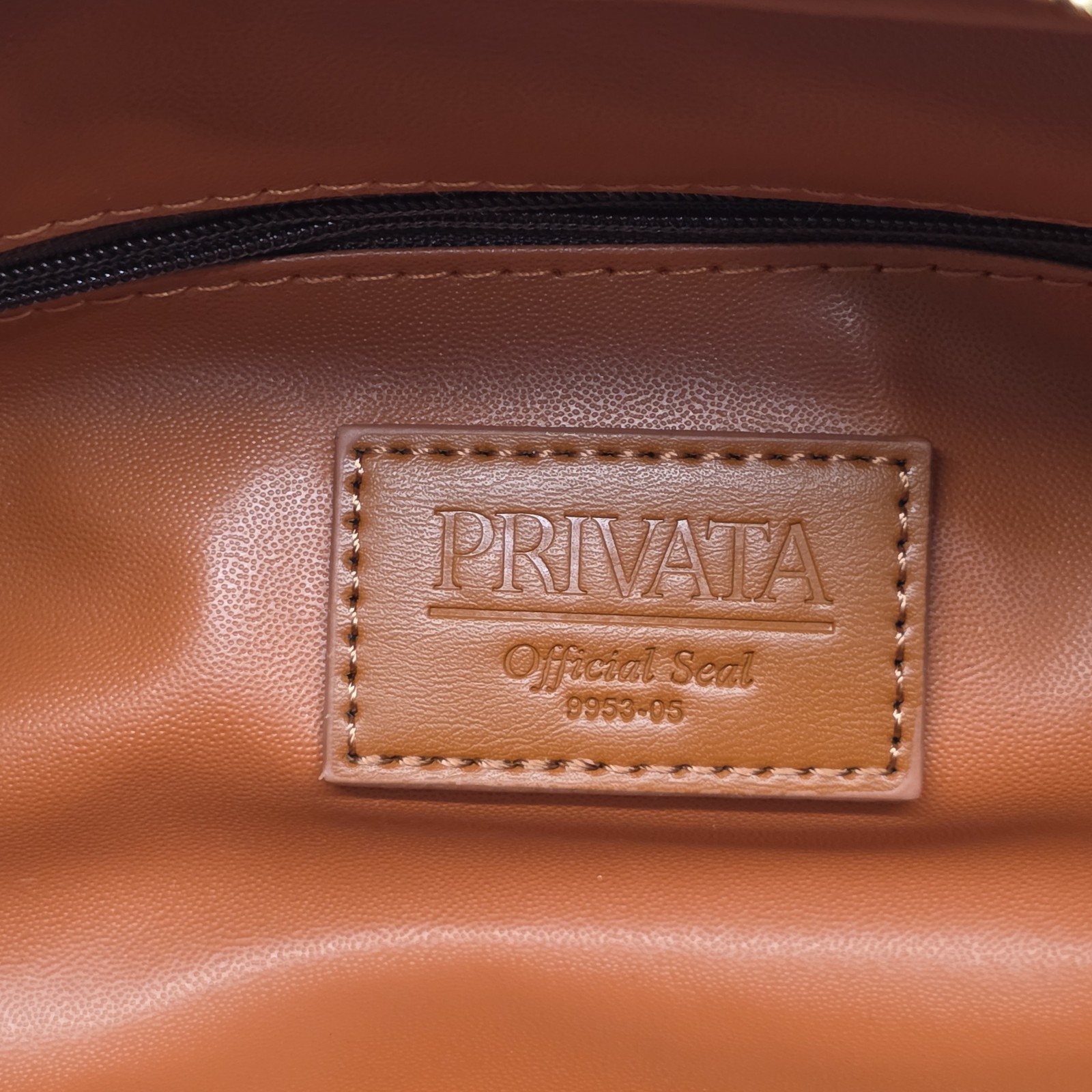 Privata MENS Toiletry Bag BRAND NEW with Cert Of Authenticy Card GREEN CROC…