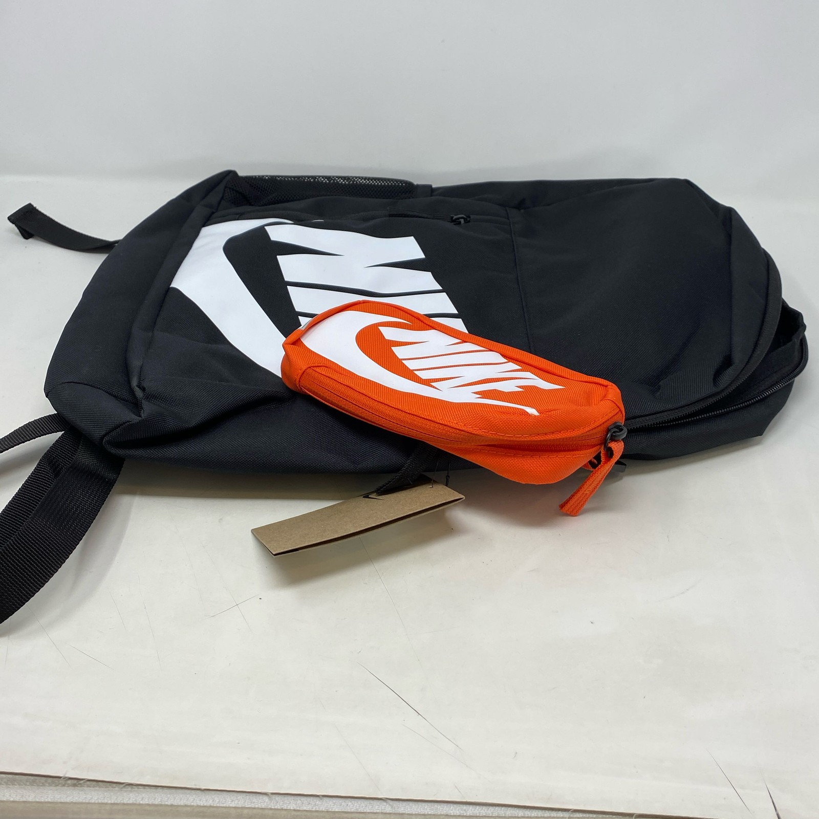 Nike Elemental Backpack 20L w/ Pencil Case Black/White One Size
