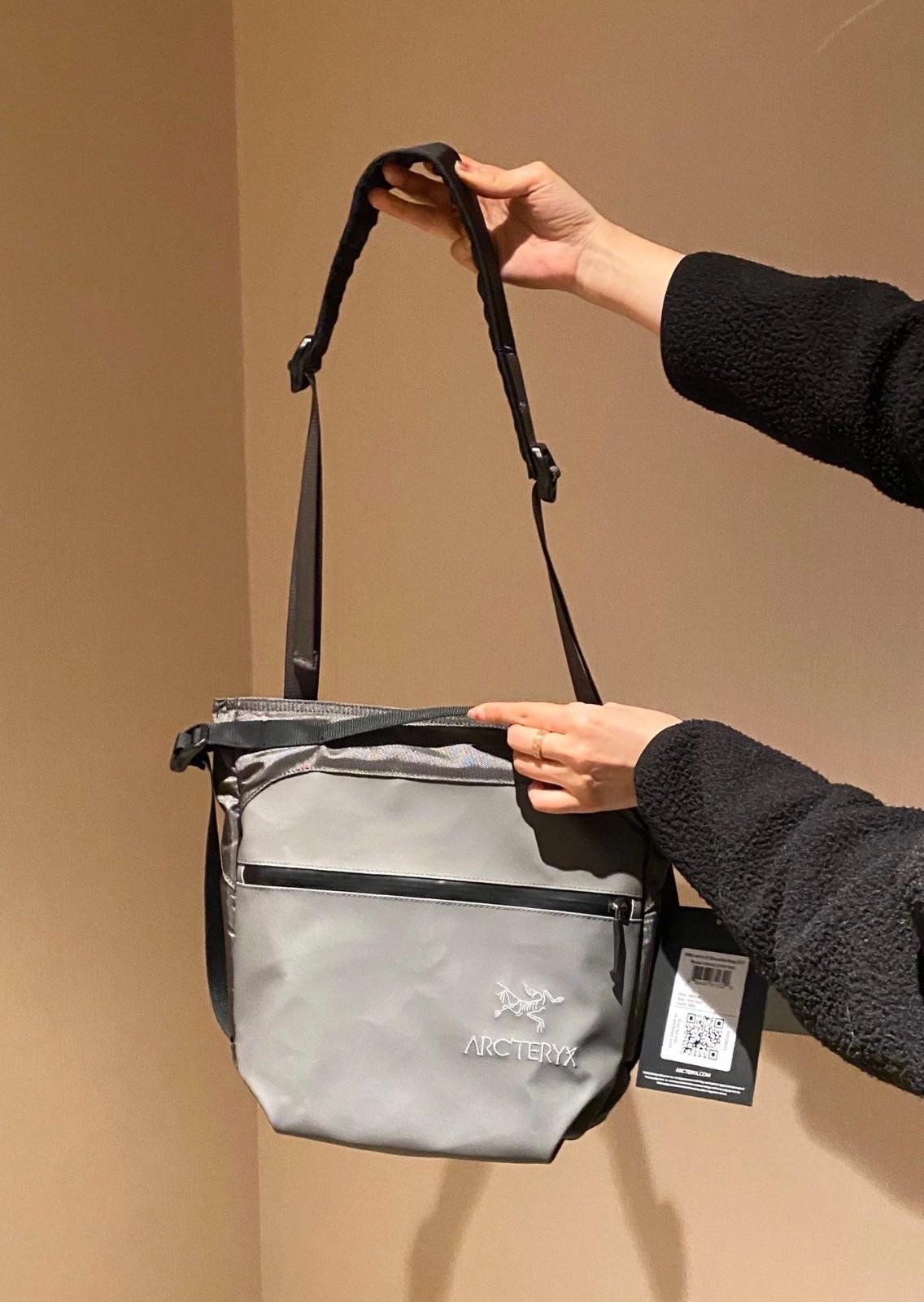NWT Arc’teryx X BEAMS Arro 8 shoulder bag Exclusive collection Exosphere
