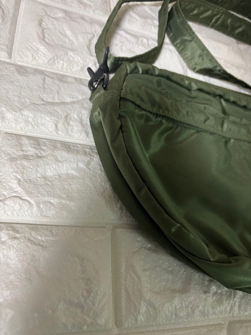Authentic Porter Yoshida Kaban Oval Shoulder Bag Nylon Green 32cm Large Capacity