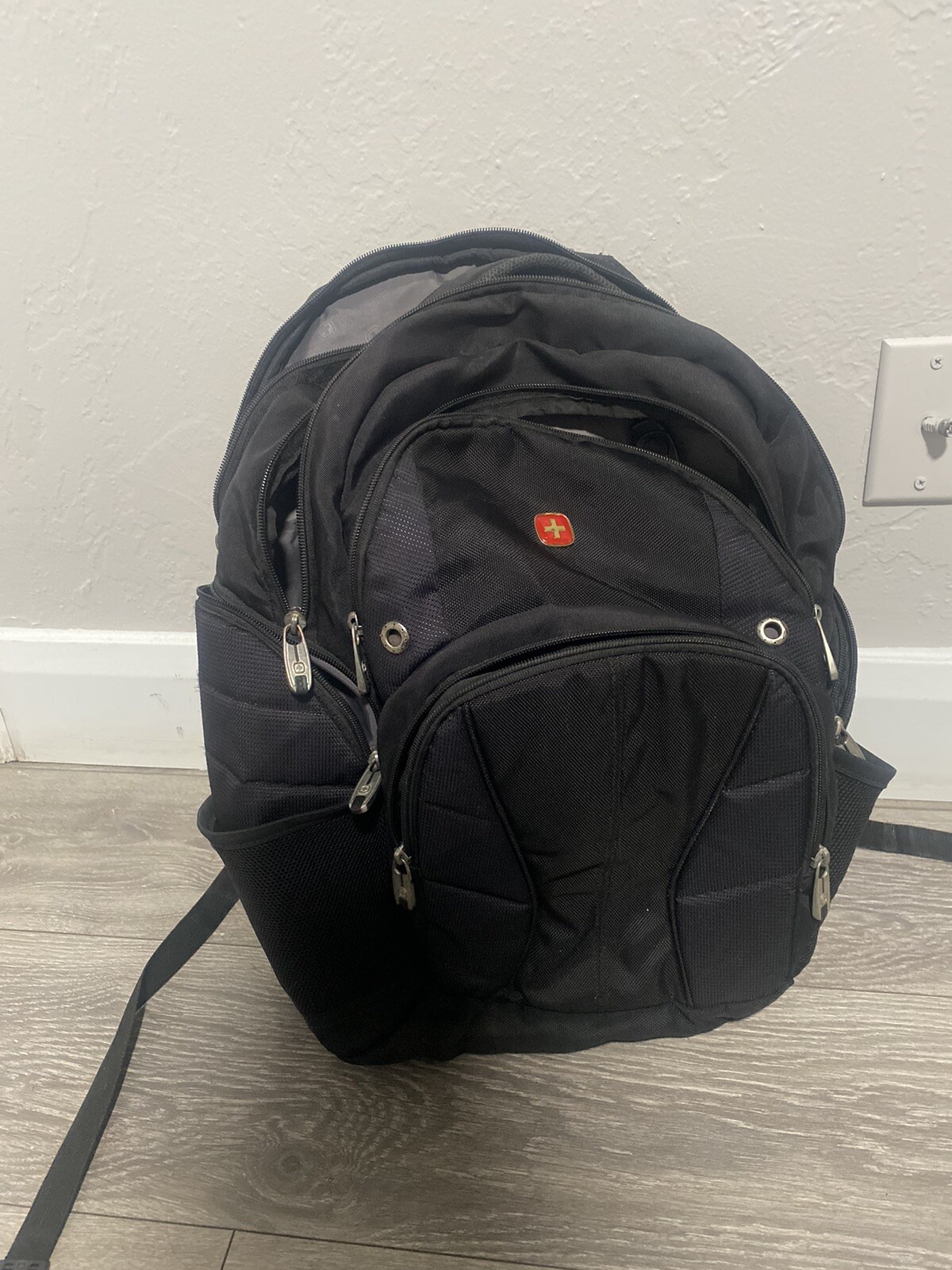 Swiss Gear Backpack Travel Hiking Black Airflow Multi Layers Laptop Bag Unisex