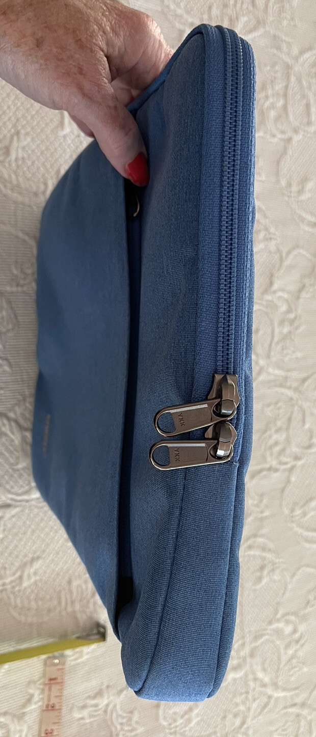 Newhey Tech Computer Laptop Bag Zip Close Front Zip Pocket Blue 16” Multiuse