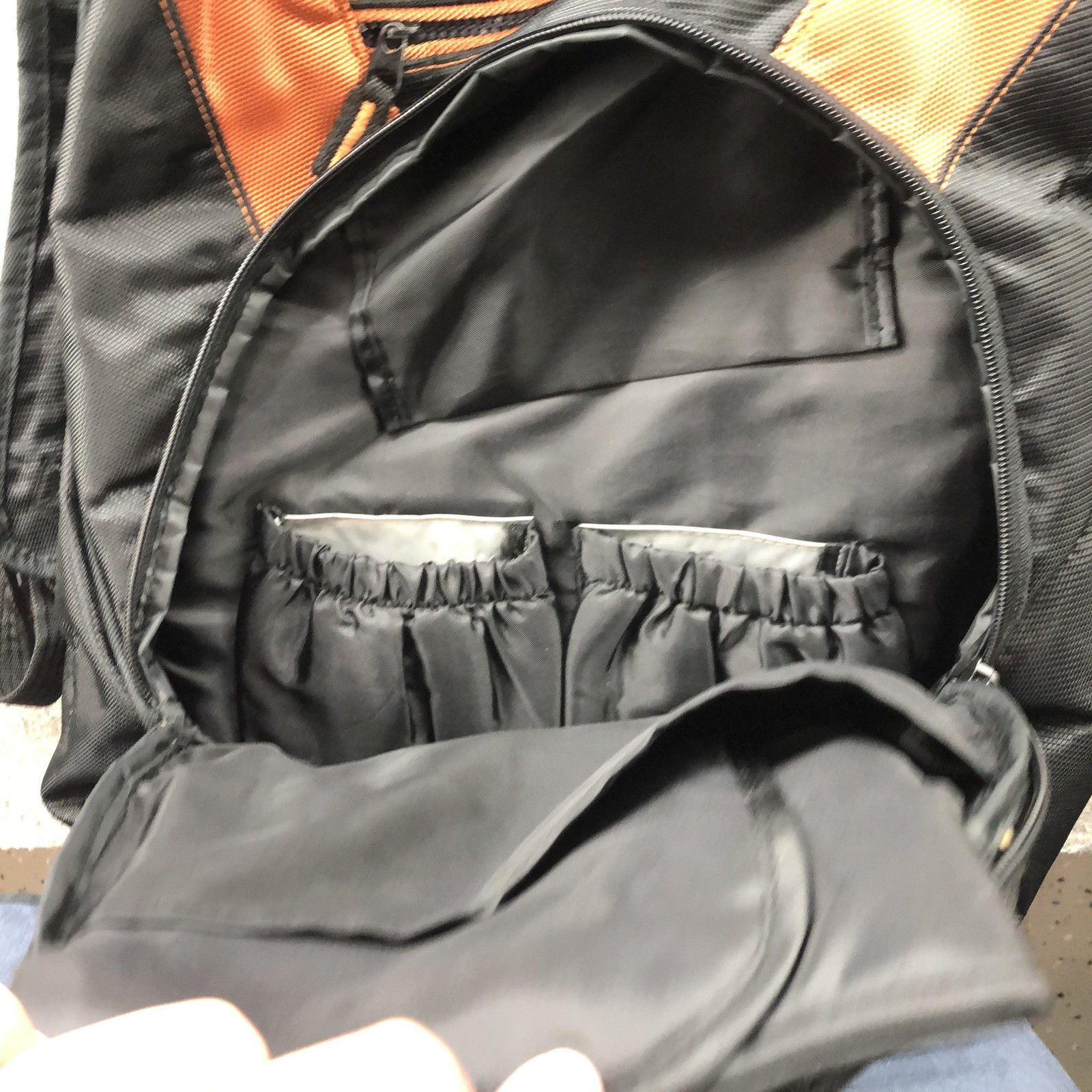 Eddie Bauer Backpack Padded Straps Multiple Pockets Outdoor Travel Bag Hiking