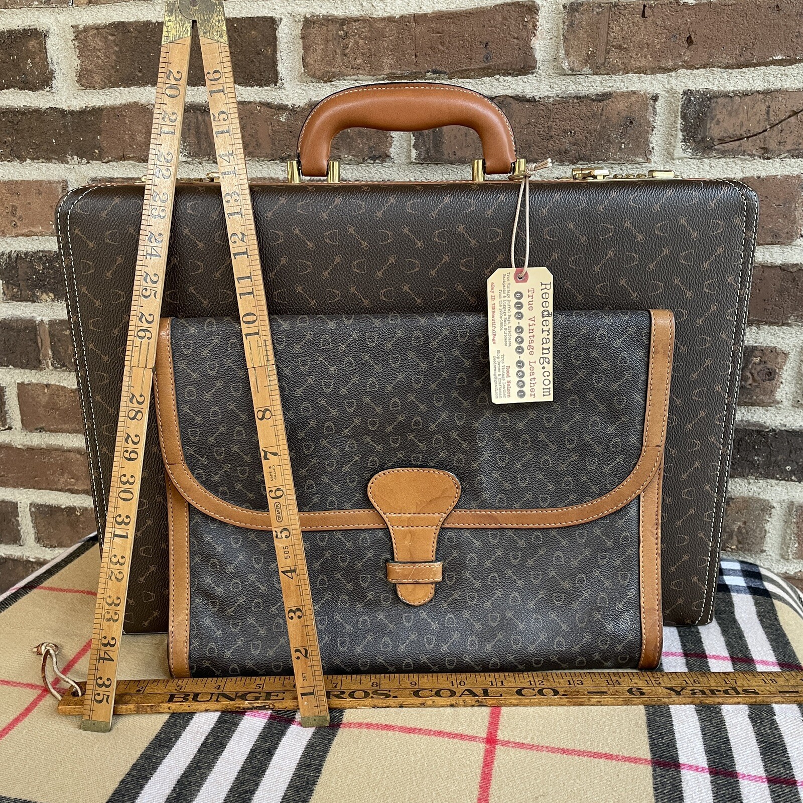 RARE VINTAGE 1980s MACBOOK PRO BRIEFCASE & IPAD CASE SET BY BIT & STIRRUP R$998