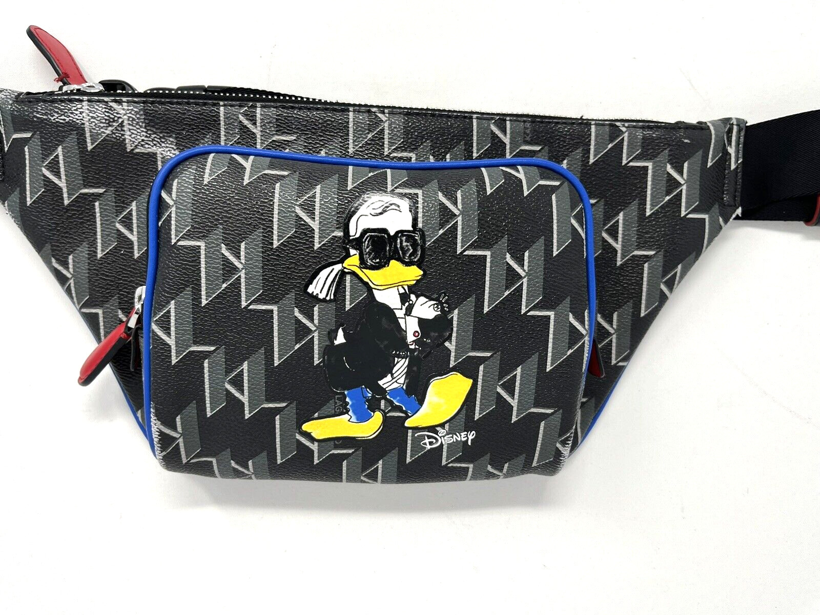 Karl Lagerfeld x Disney Donald Duck men’s Belt Bag – Black – Rare