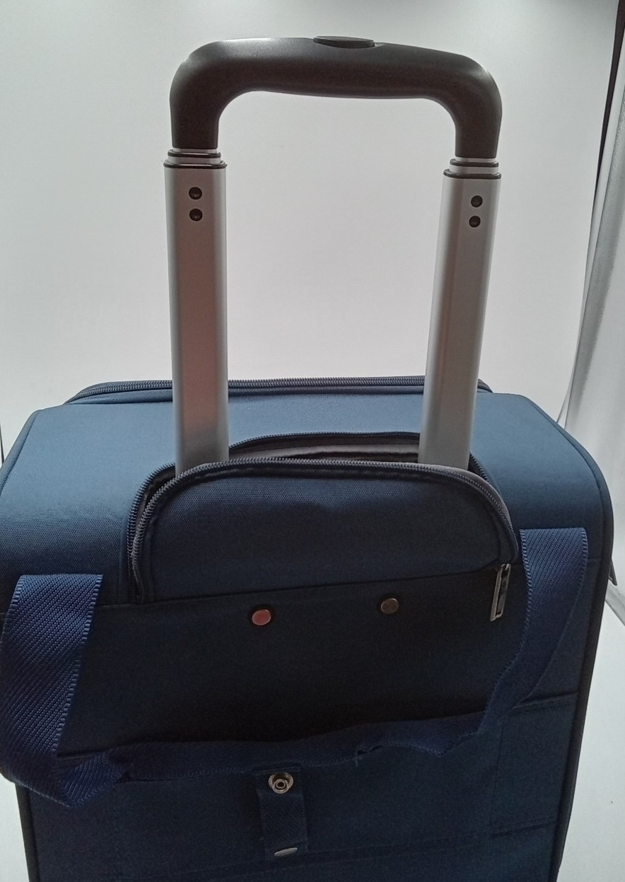 Samsonite Underseat Carry-On Spinner with USB Port Ocean One Size U4