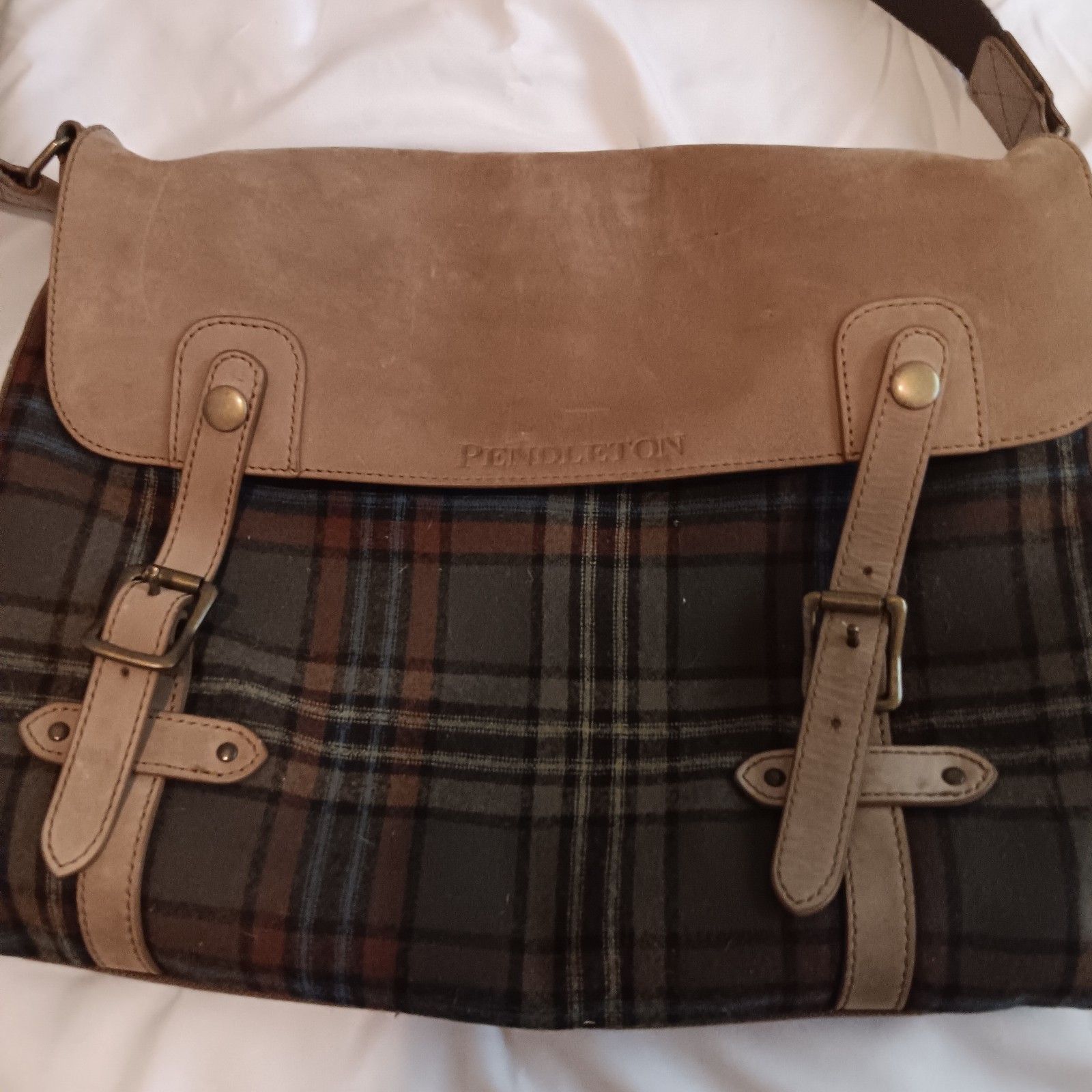 Pendleton Men’s Wool Plaid & Leather Messenger Bag w/Adjustable Crosssbody Strap