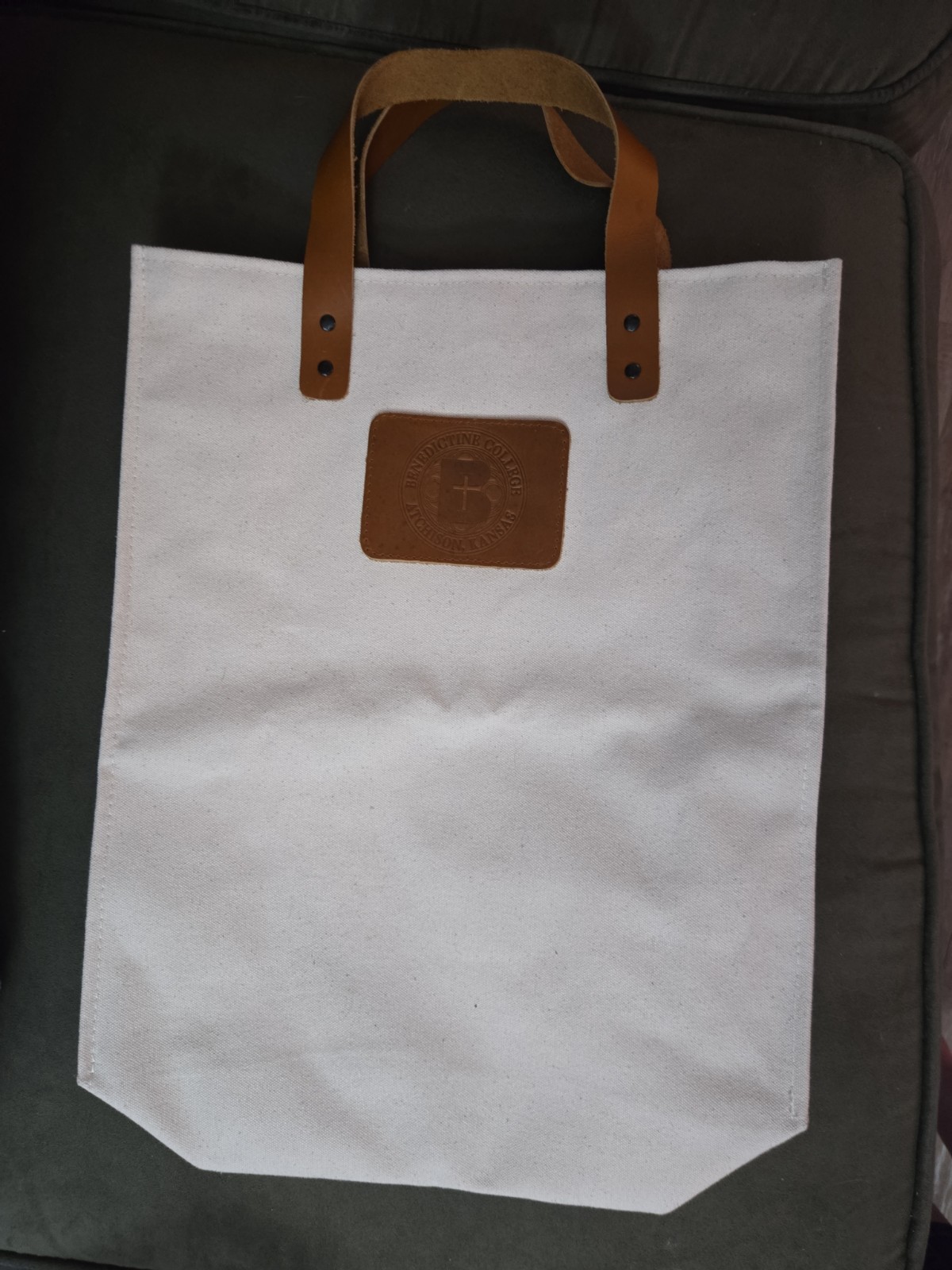 Canvas Tote Benedictine College Beige w/ Leather Handles Plaid Inside $125 MSRP