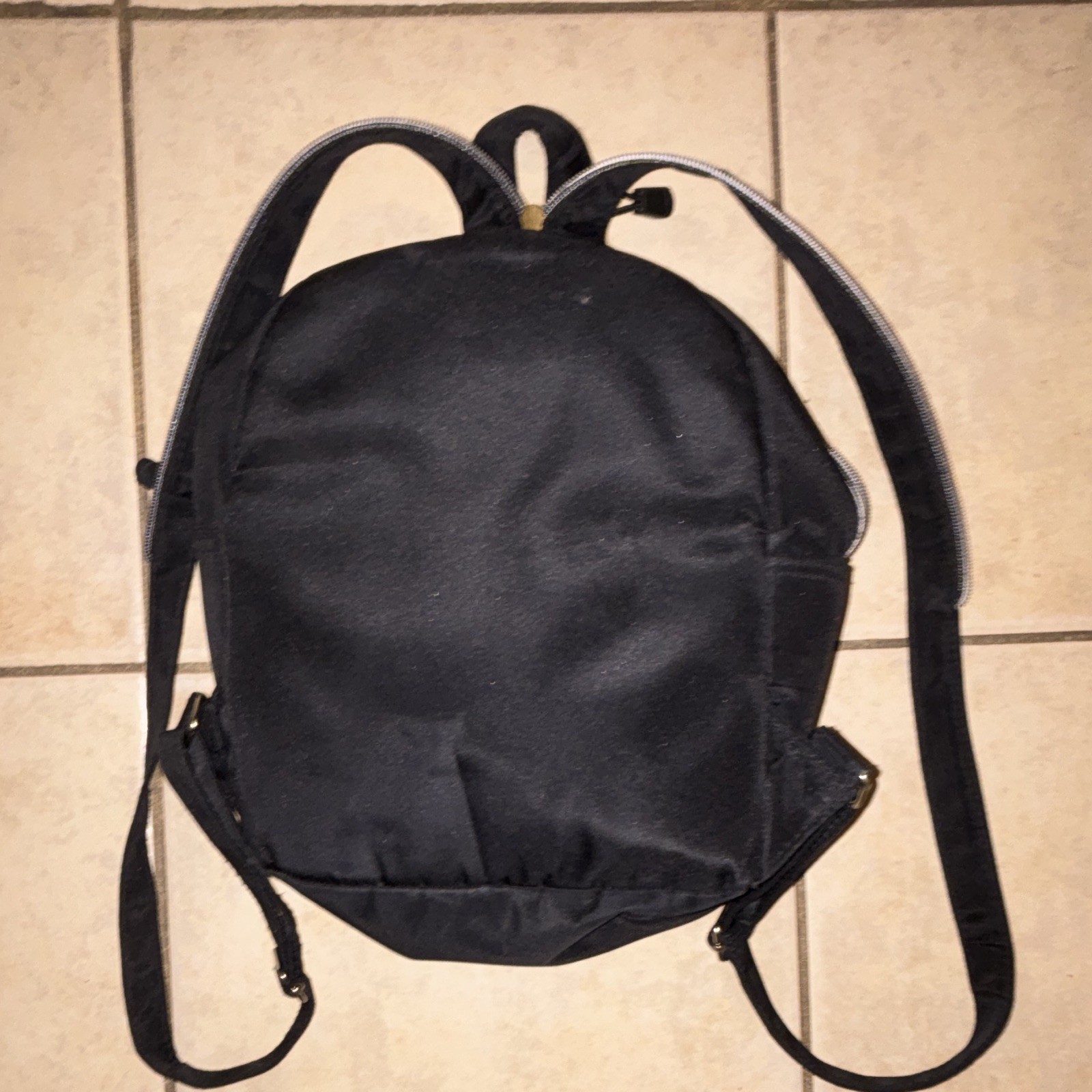 Stonemountain Black Medium Backpack Zip Closure Adjustable Strap Pockets