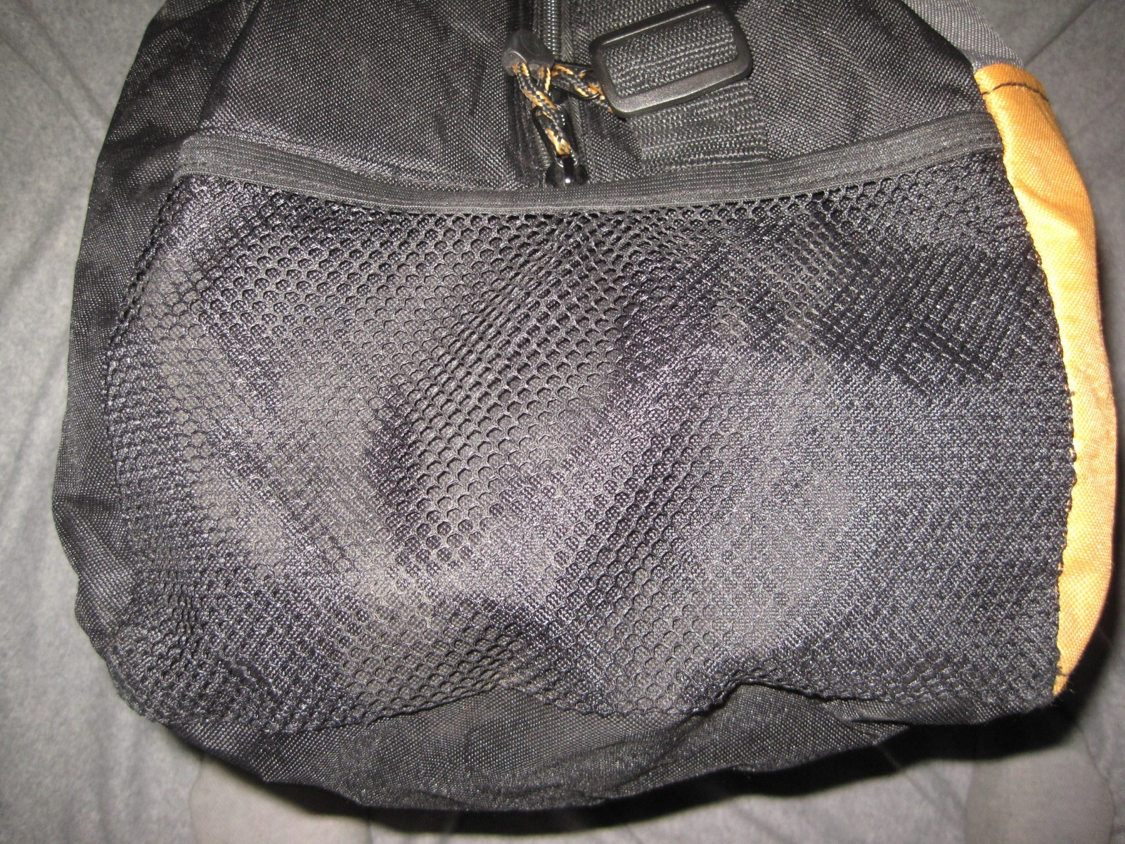 Gently Used Pason (Sm) Duffle Overnight Bag – Dome Top w/ Defect – See Photo