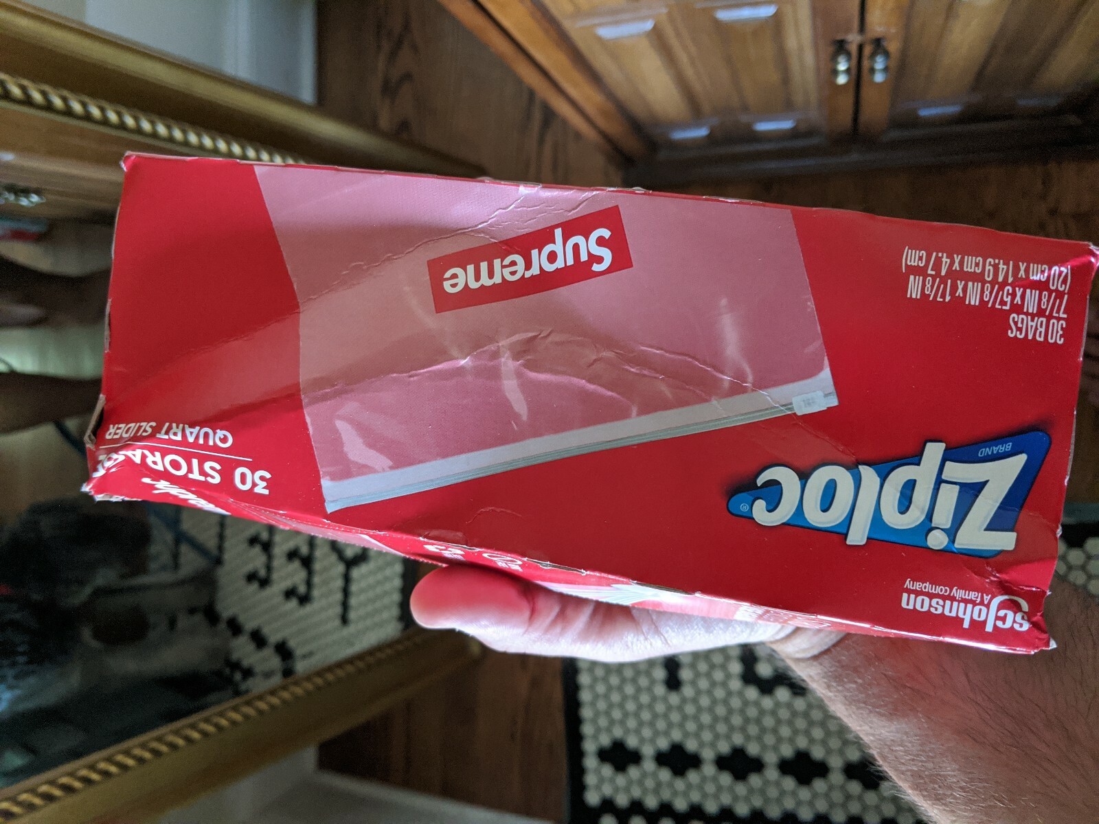 Supreme Ziploc Bags 1 box (30 Count) 100 AUTHENTIC NEW – damaged box