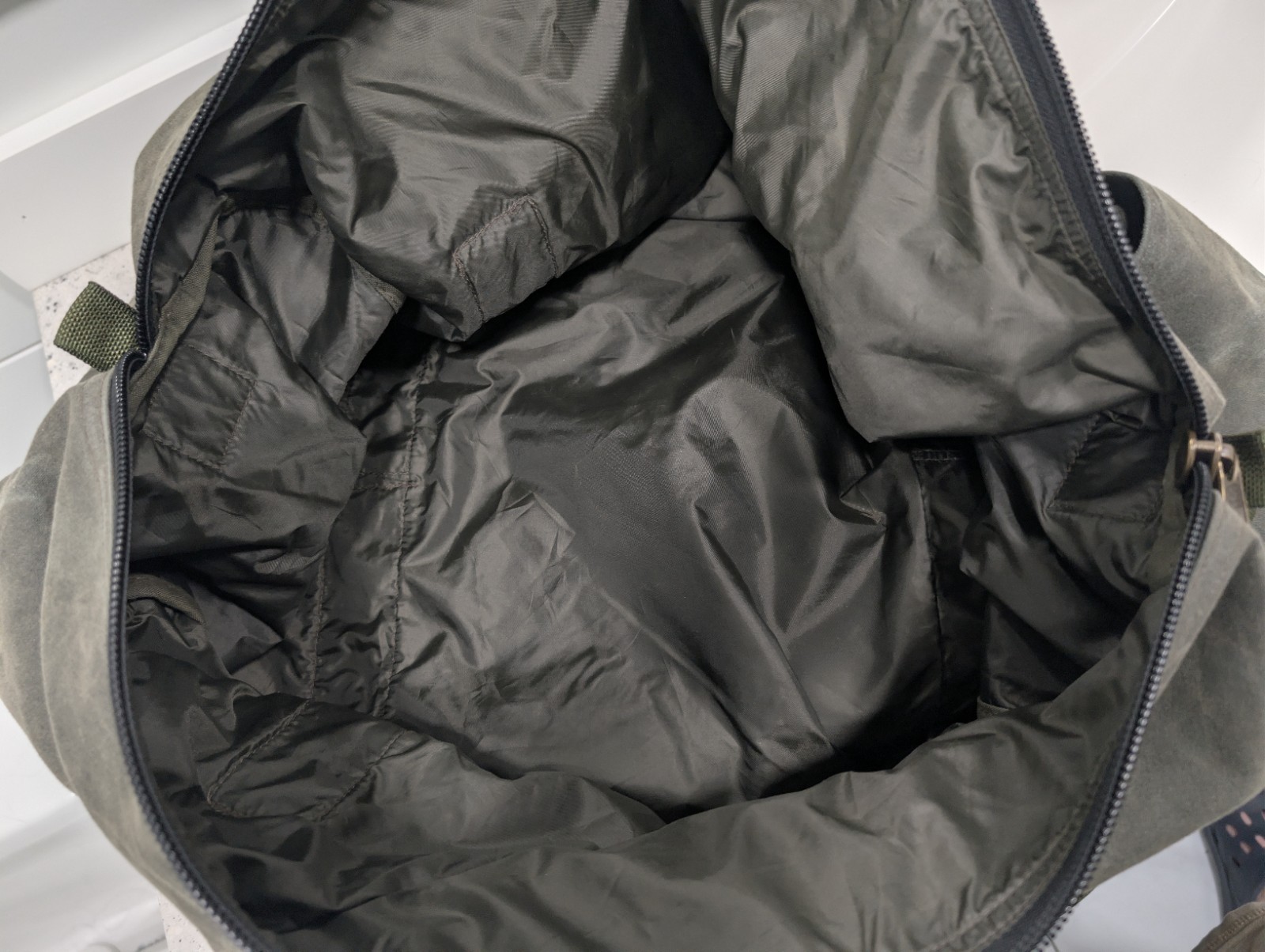 Filson Field Medium Duffel Bag Spruce Green Tin Cloth Nylon Lined Made in USA