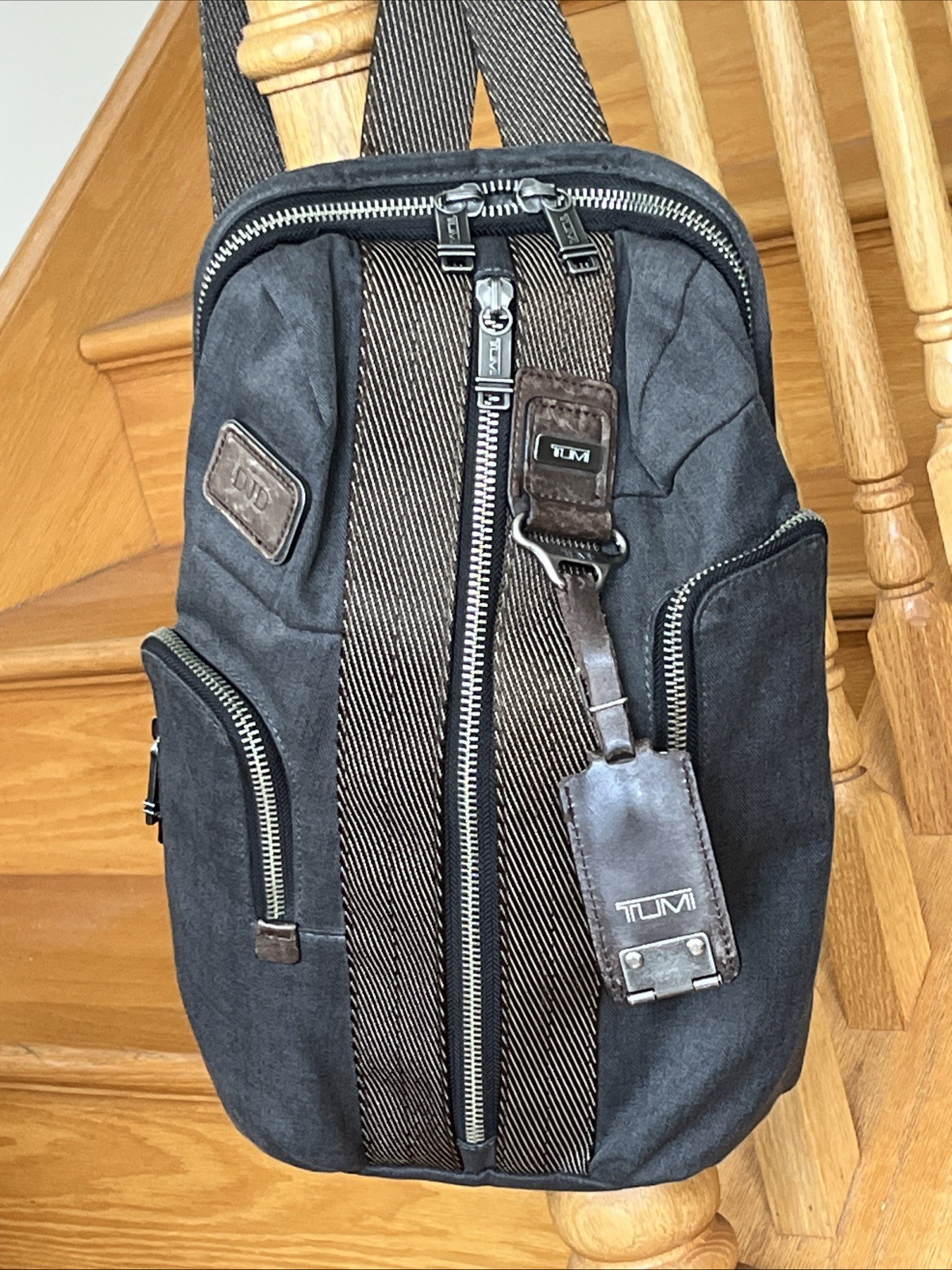 TUMI Alpha Bravo Monterey Sling Bag Heavy Duty Adjustable 22318ATH2 Gray/Brown