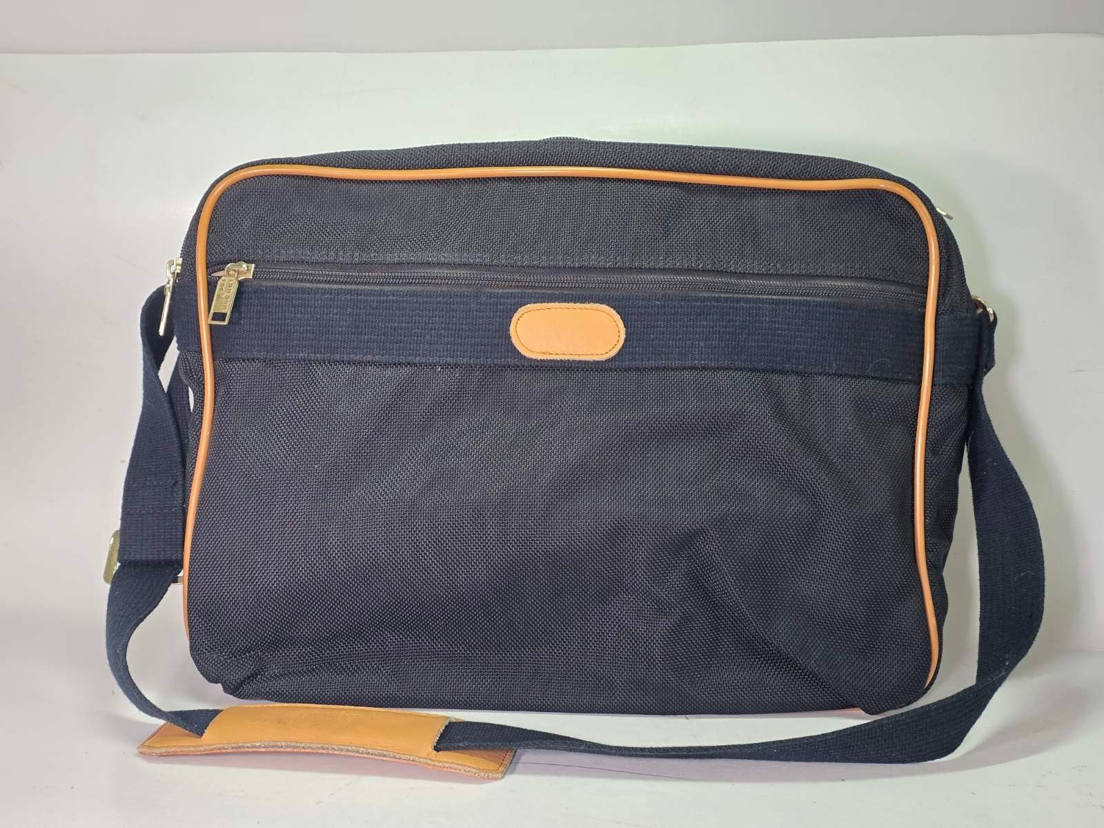London Fog Laptop Messenger Crossbody Bag Luggage Travel Multi Section Carryon