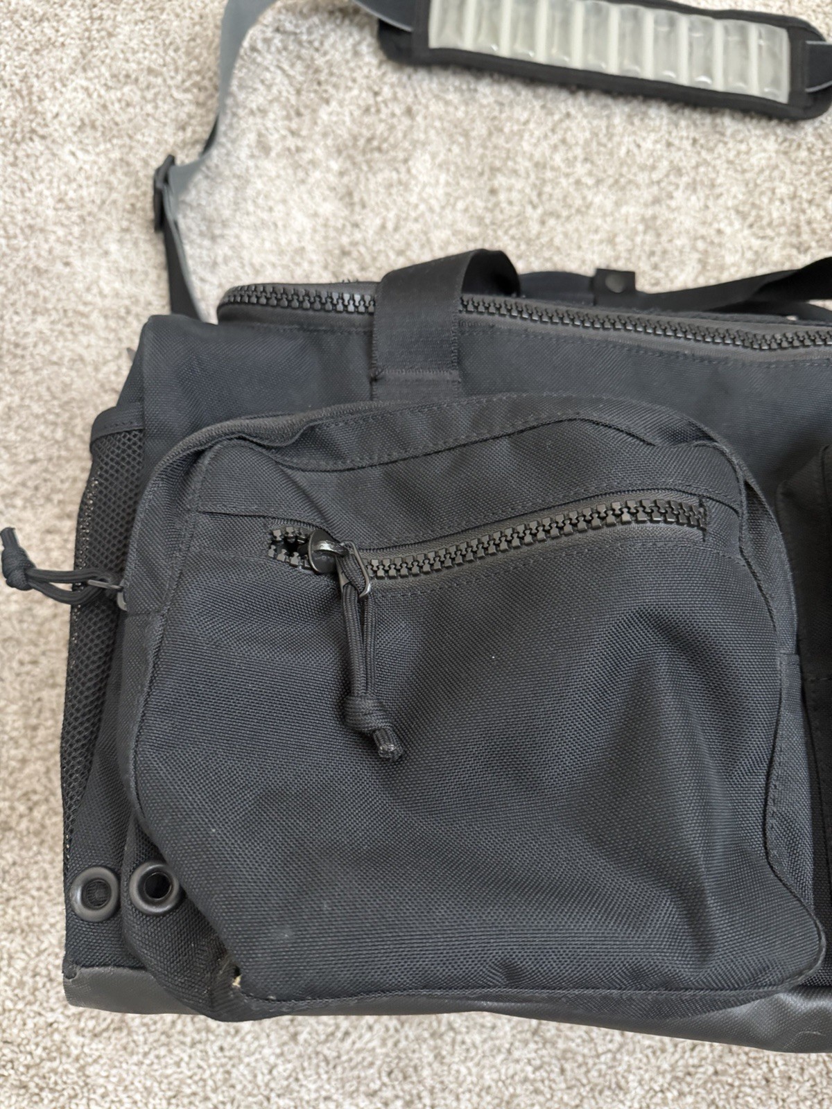 Nike Utility Power Medium Training Duffel Bag (Black, 5L) – Training Bag