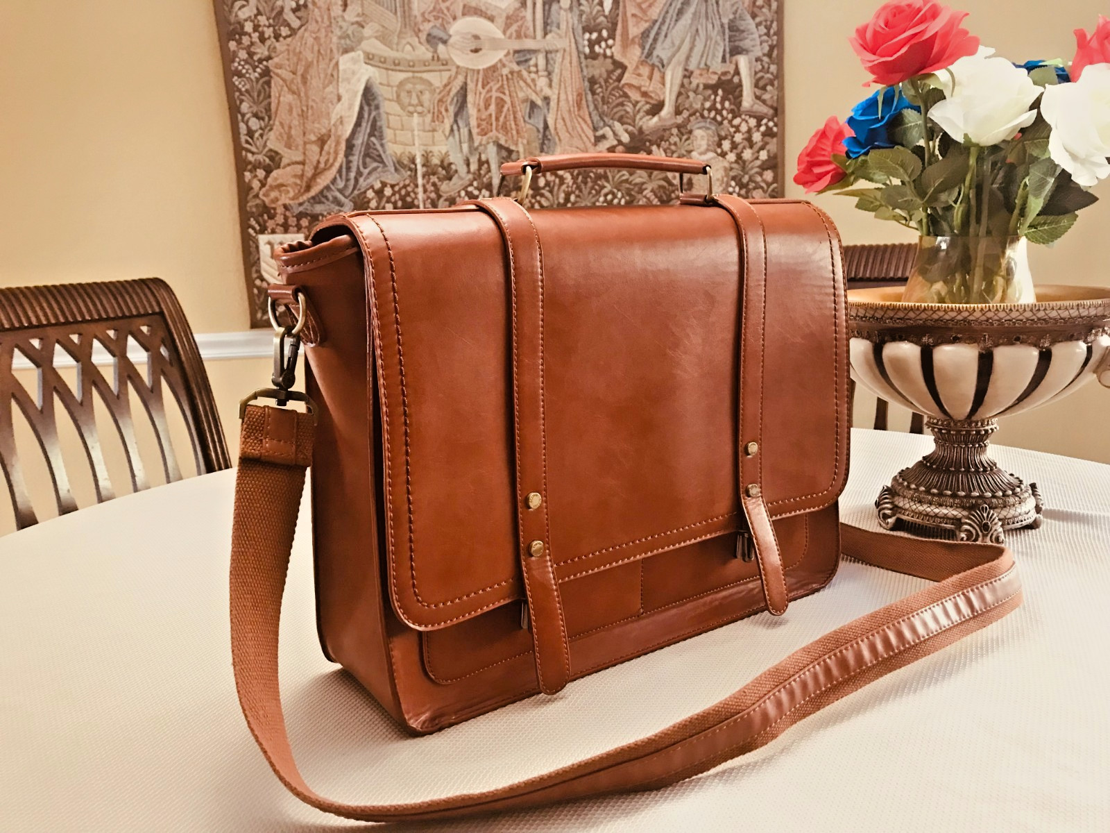 ECOSUSI English Tan Faux Leather Briefcase / Messenger Bag