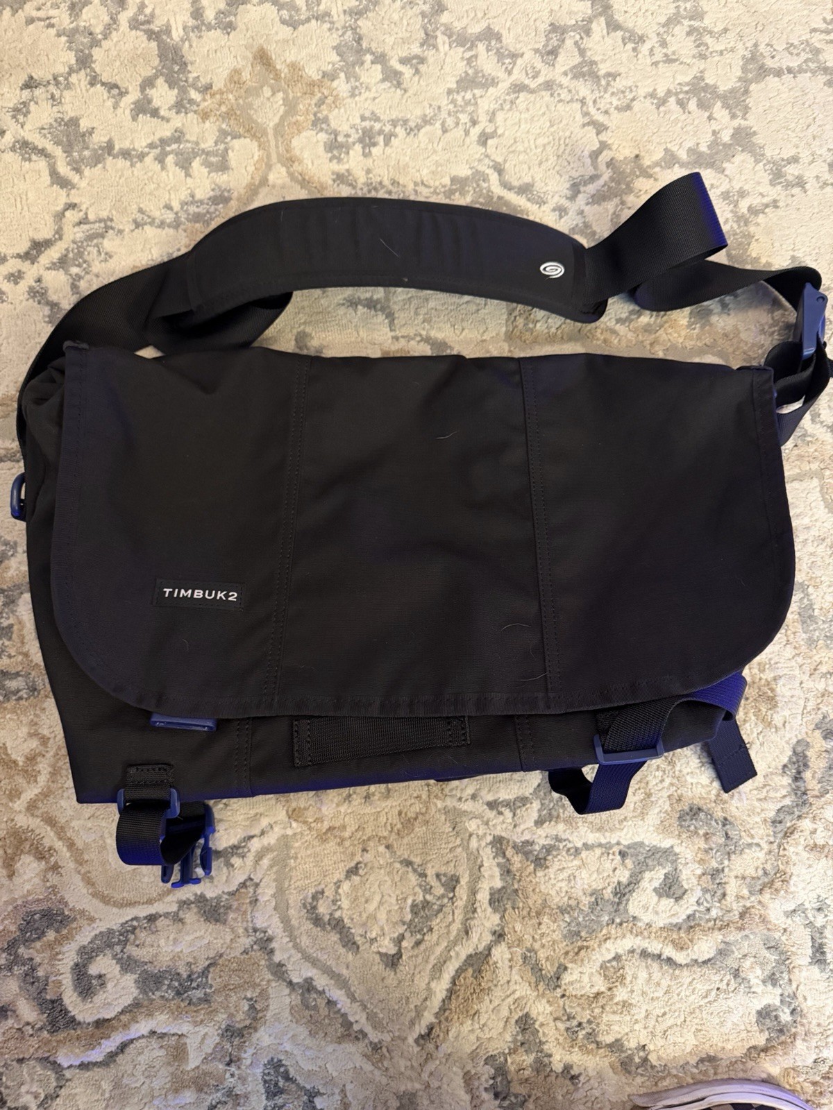 Timbuk2 Flight Classic Messenger Bag – Medium – Excellent Condition
