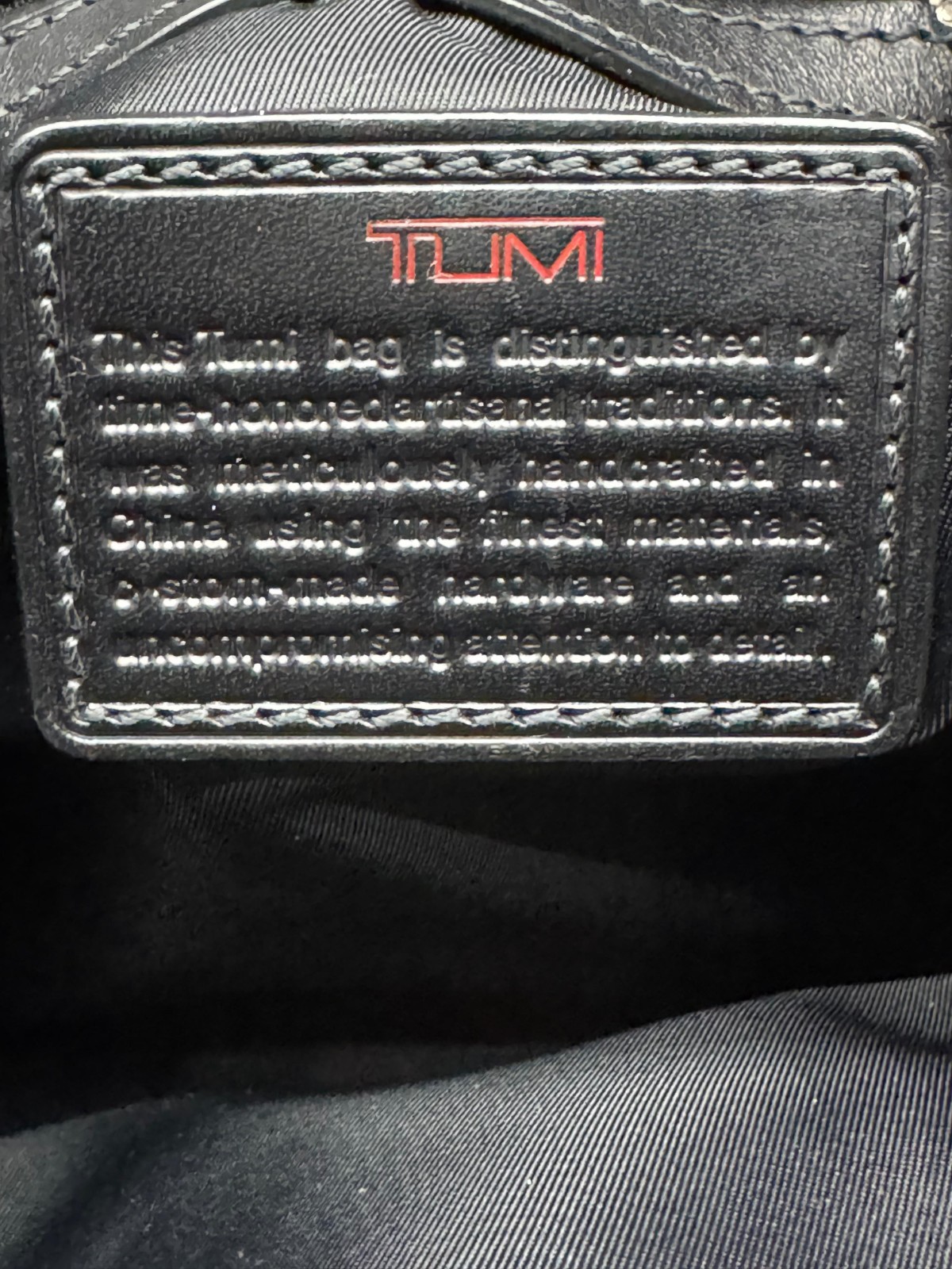 Tumi Nylon Leather Trim Flat Messenger Crossbody Bag Black 24105D Unisex
