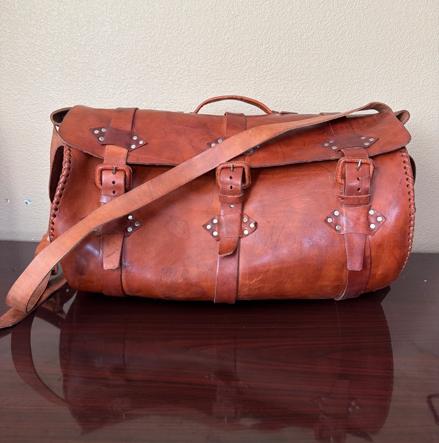 Vintage Handmade Full Grain Cognac Leather Duffel Barrel Travel Bag 20″
