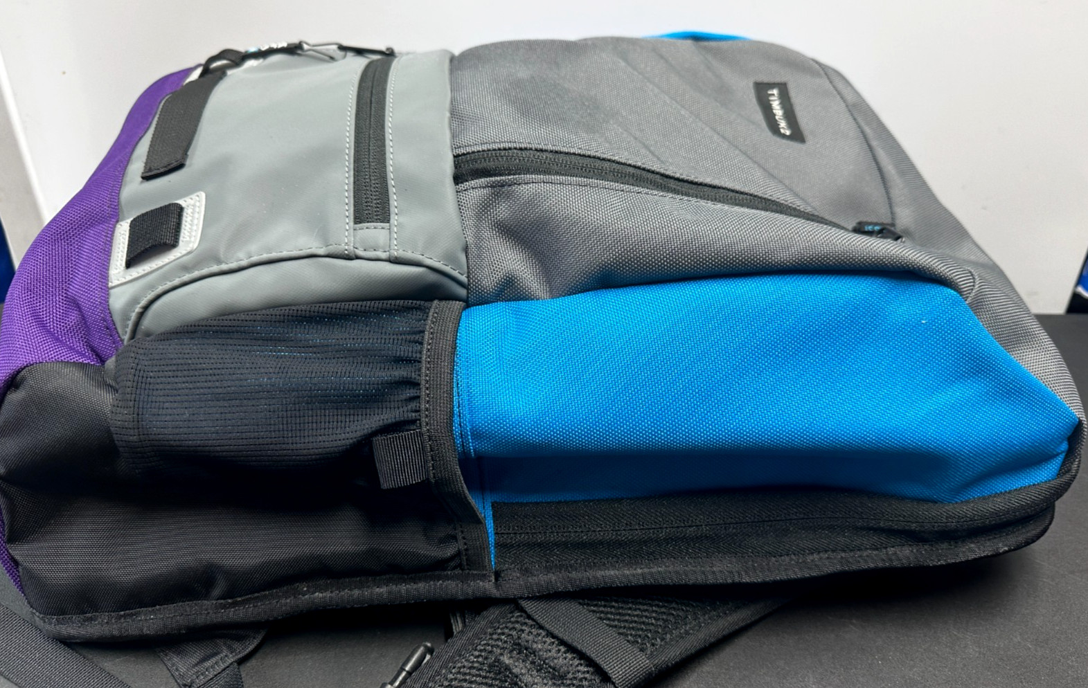 TIMBUK2 Alcatraz Water Resistant Backpack Gray Blue Purple – Used