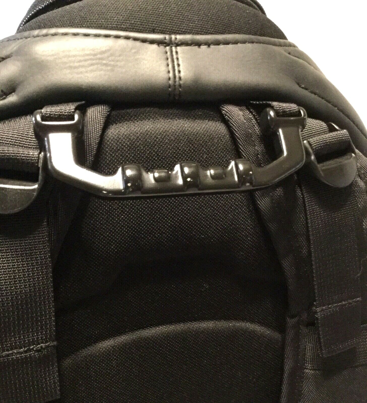 OAKLEY KITCHEN SINK BACKPACK 34L Stealth Black Tactical Field Gear Day Pack Bag